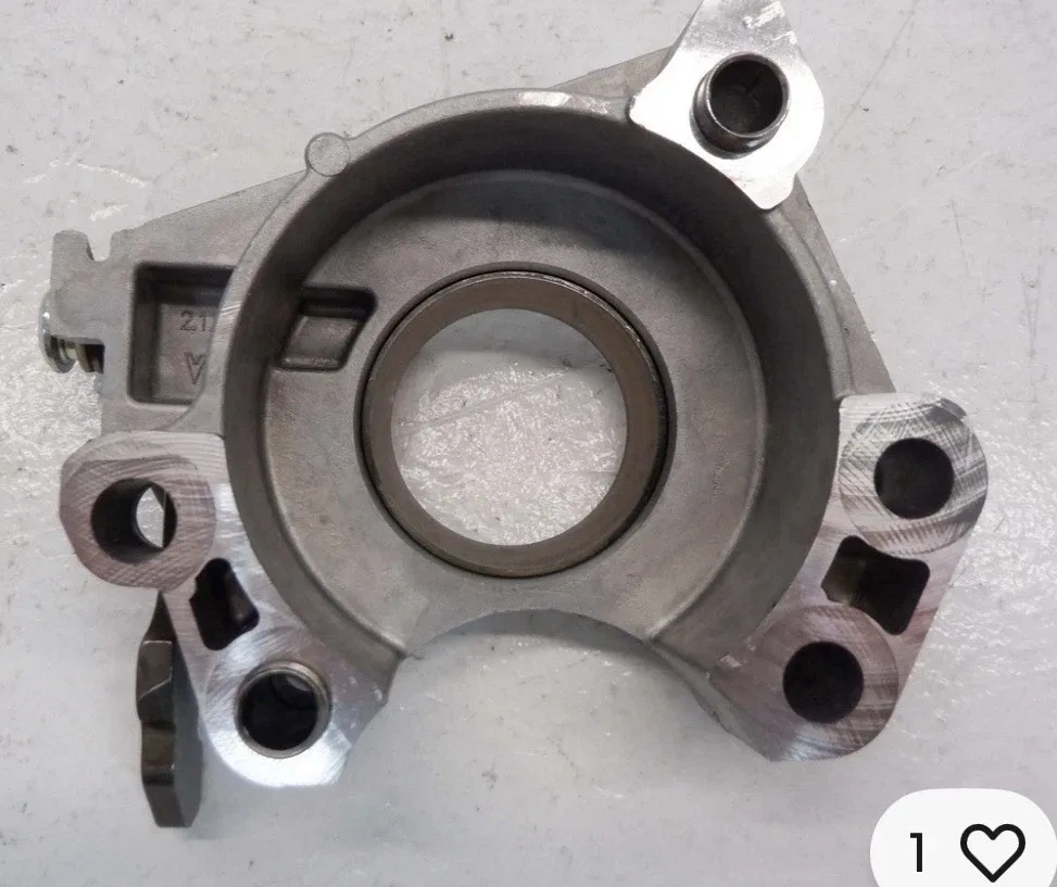 2002-2008 Mini Cooper CVT Idler Gear Bearing Holder image 4