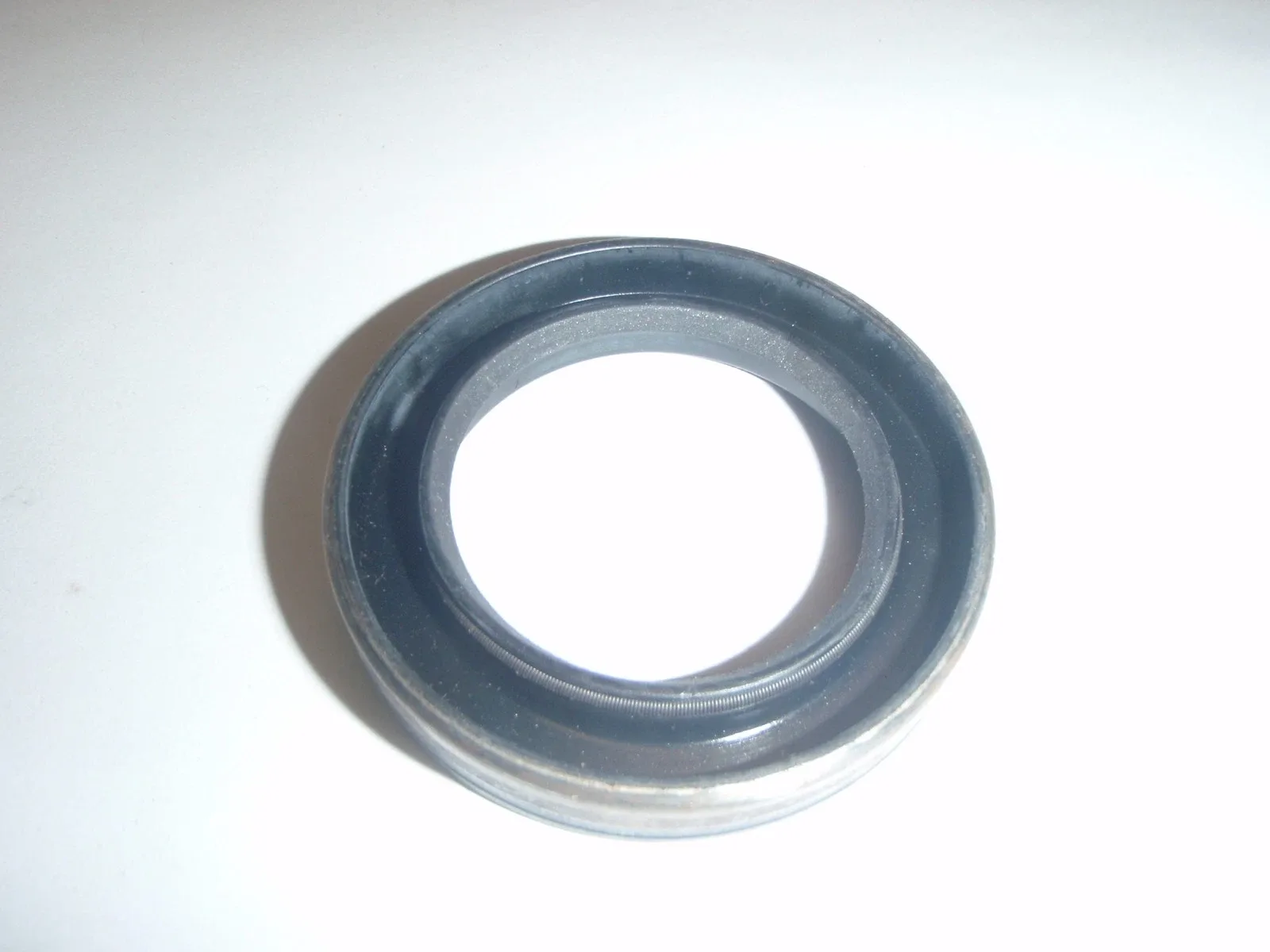 1952-1953 Chrysler DeSoto Torque Converter Shaft Seal — Lempco 1408142 image 2