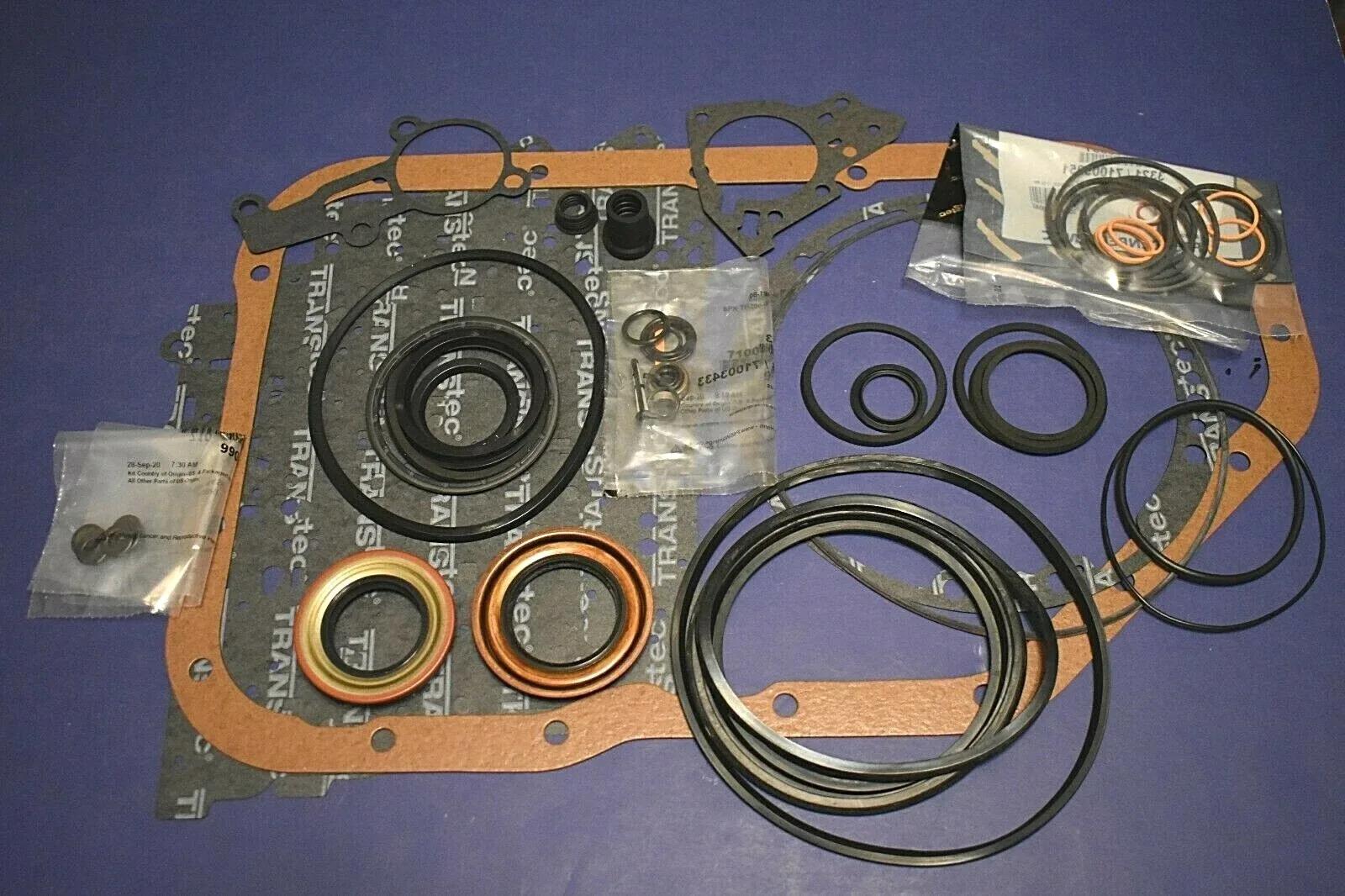 1981-1990 GM 200-4R Transmission Seal & Gasket Overhaul Kit - 54002BF
