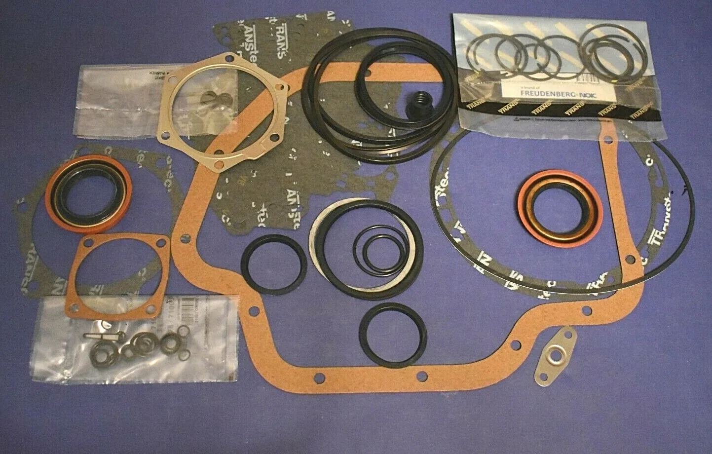1965-1996 GM TH400 Transmission Overhaul Gasket & Seal Kit — Transtec 34002AF / F34900D