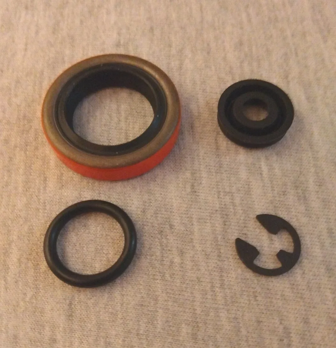 Pioneer 762001 TF6/TF8 Shift Shaft & Throttle Seal Kit image 3