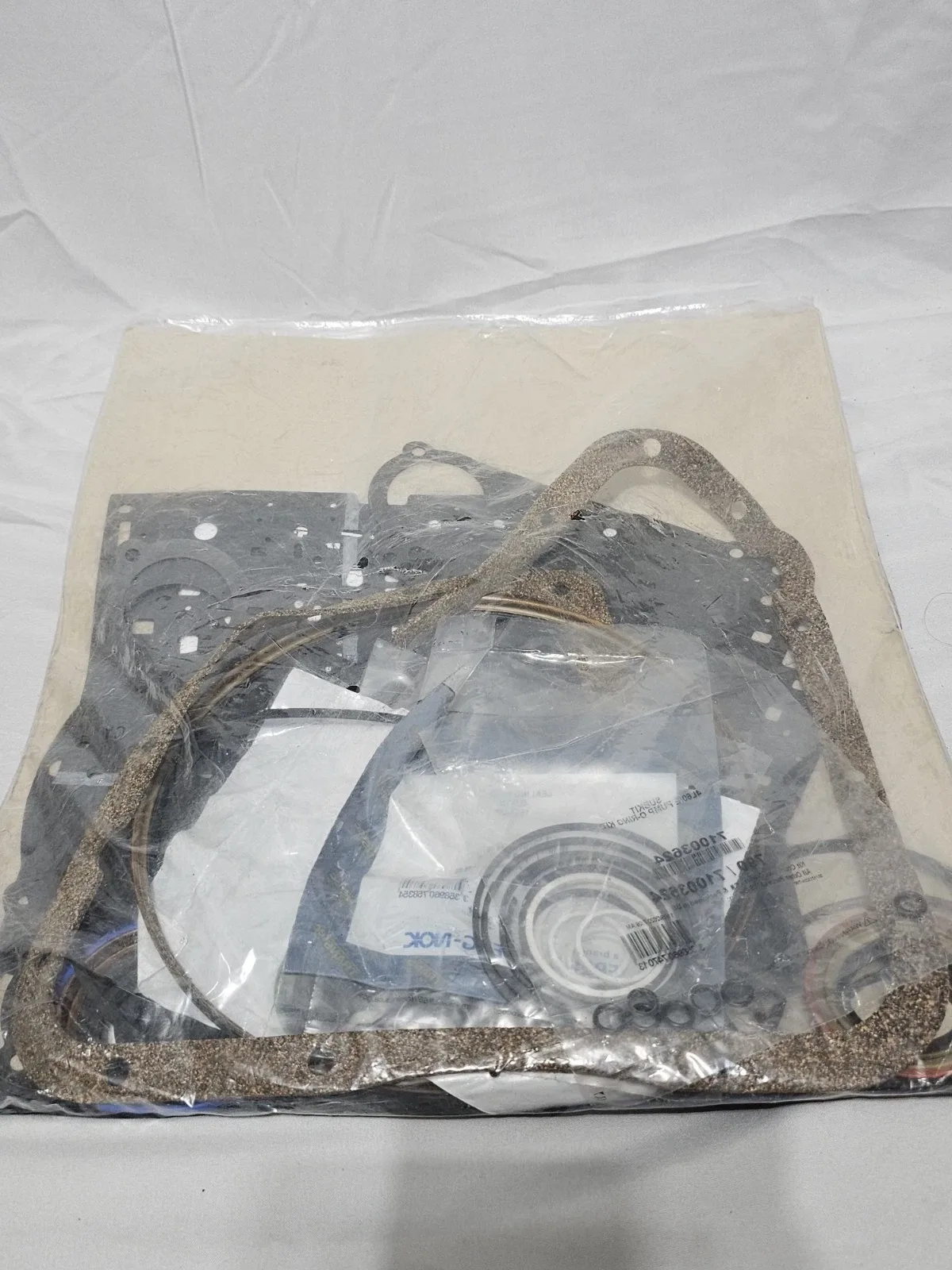 2004-Up 4L60 / 4L65E Overhaul Seal Kit - Transtec 74002G image 4