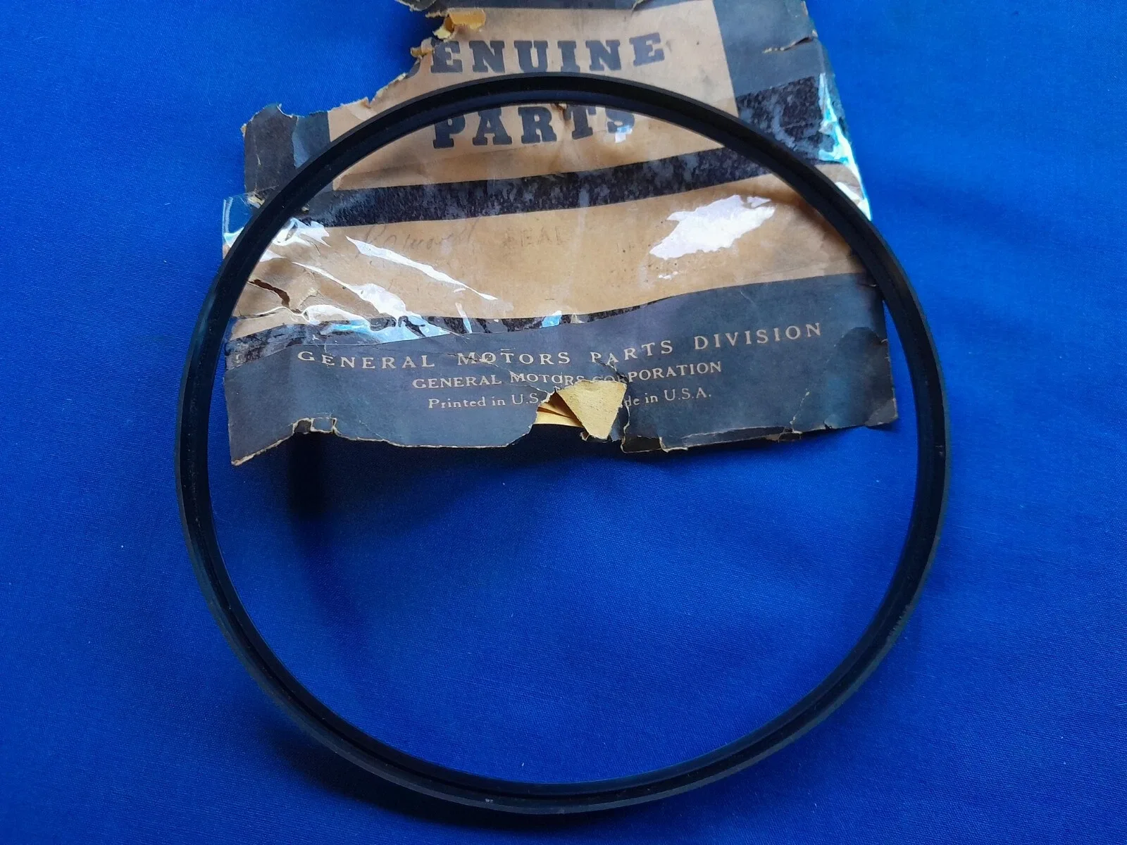 1960-1961 General Motors Corvair Powerglide Reverse Piston Seal MPN 3774058