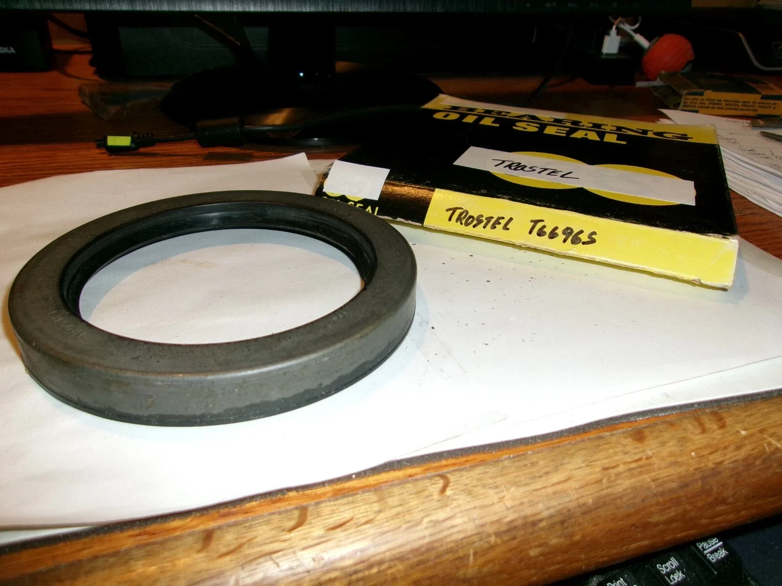 TROSTEL T6696S Oil Seal — 3.625" x 4.881" x 0.625" (Made in USA) image 3