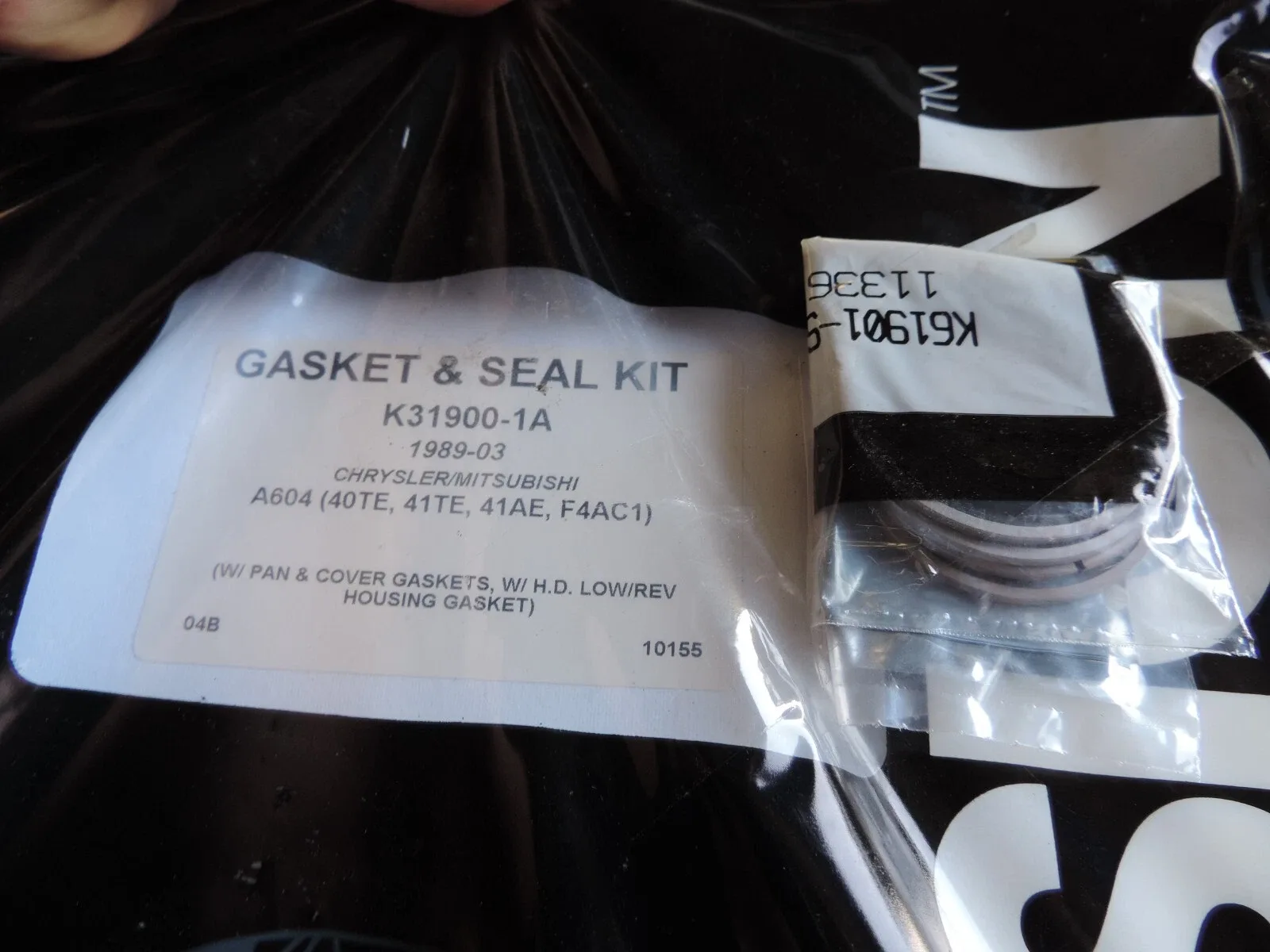 Precision International Gasket & Seal Kit K31900-1A — Chrysler/Mitsubishi image 2