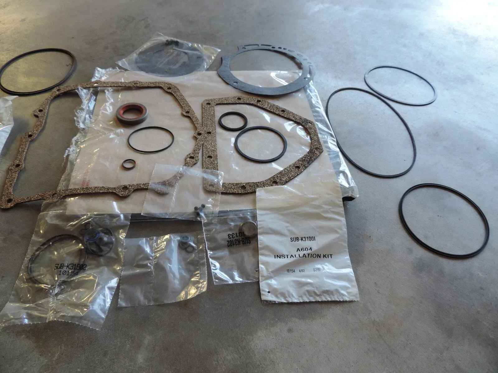 Precision International Gasket & Seal Kit K31900-1A — Chrysler/Mitsubishi image 3
