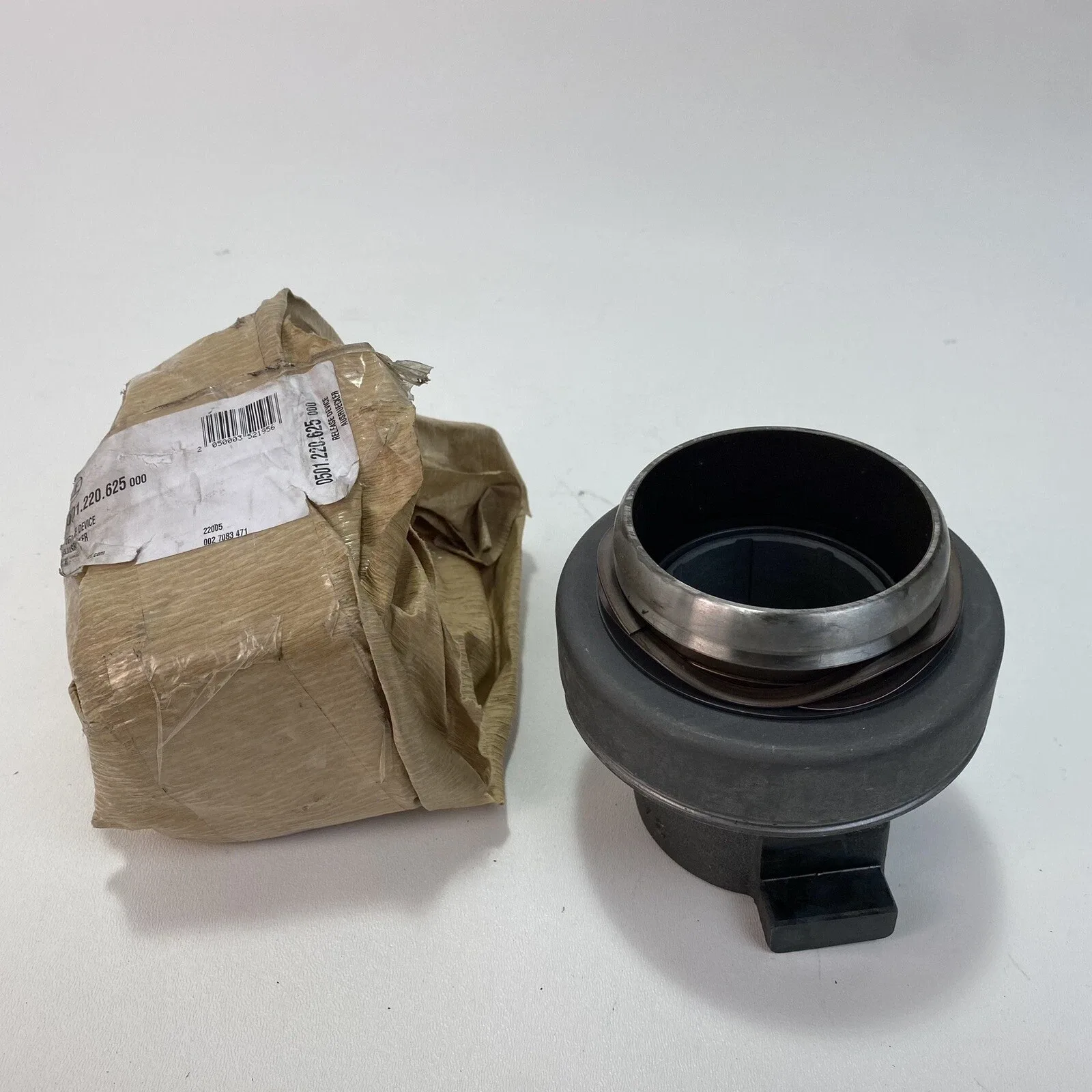 ZF Release Bearing 0501.220.625000