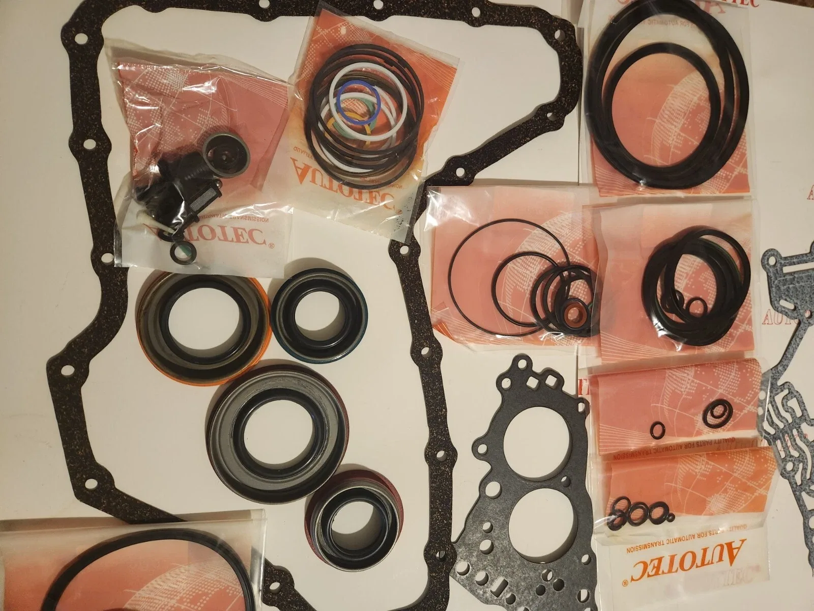 1999+ Volvo S80 XC90 4T65E Overhaul Gasket & Seal Kit B062820D image 2