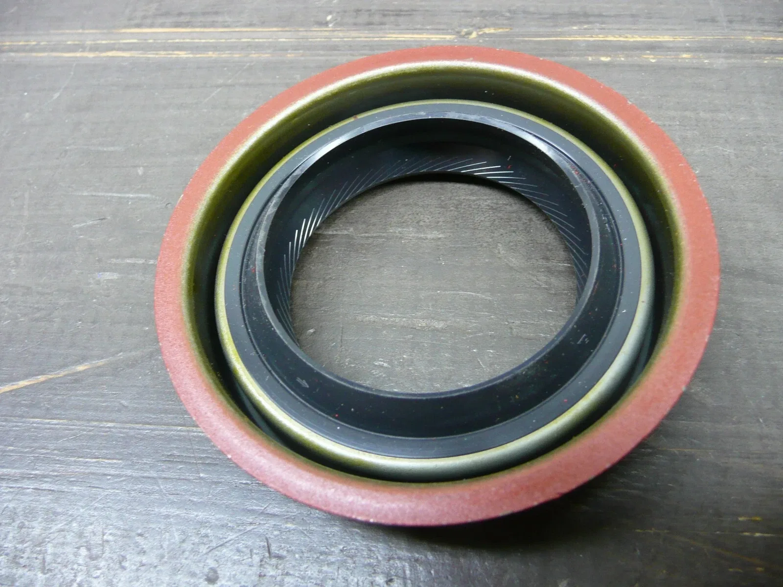 VDS-Transtec A727 Automatic Transmission Rear Seal 2.50" OD image 2