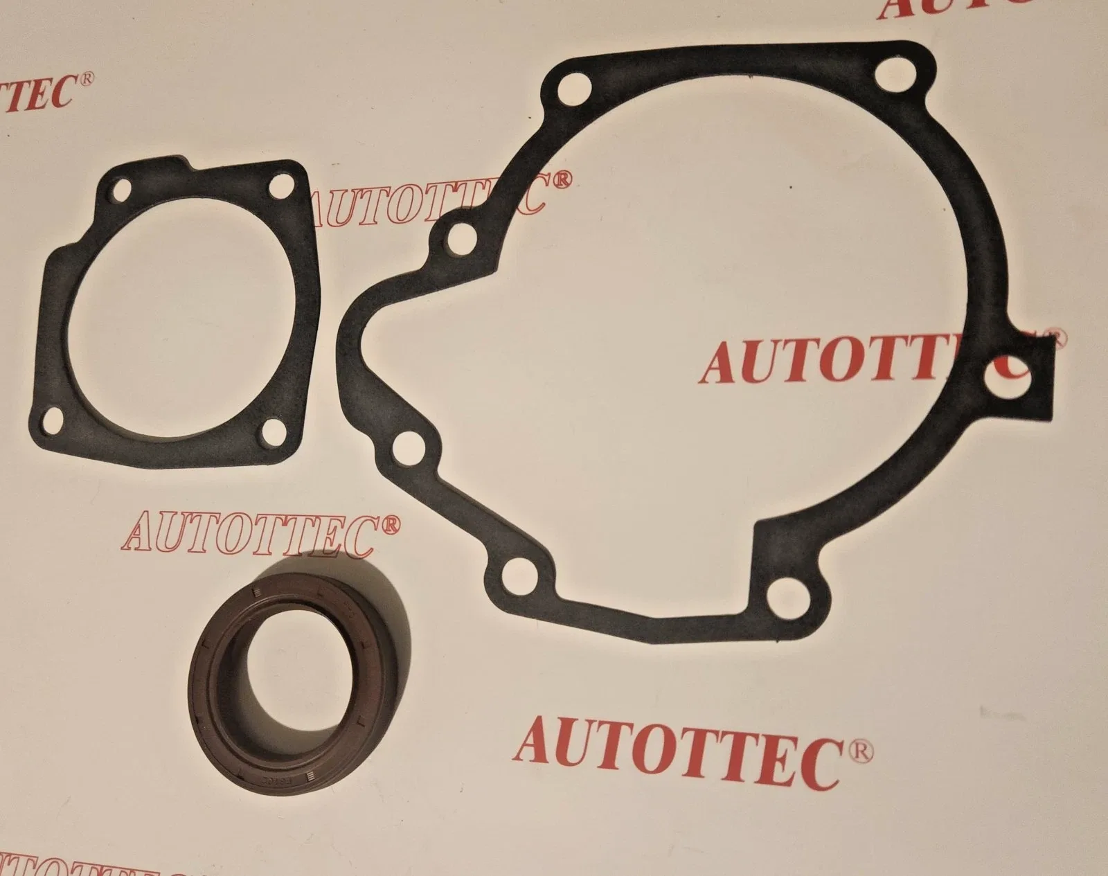 1989–2004 4L30E Extension Housing Gasket & Extension Seal — MPN 1243402 image 2