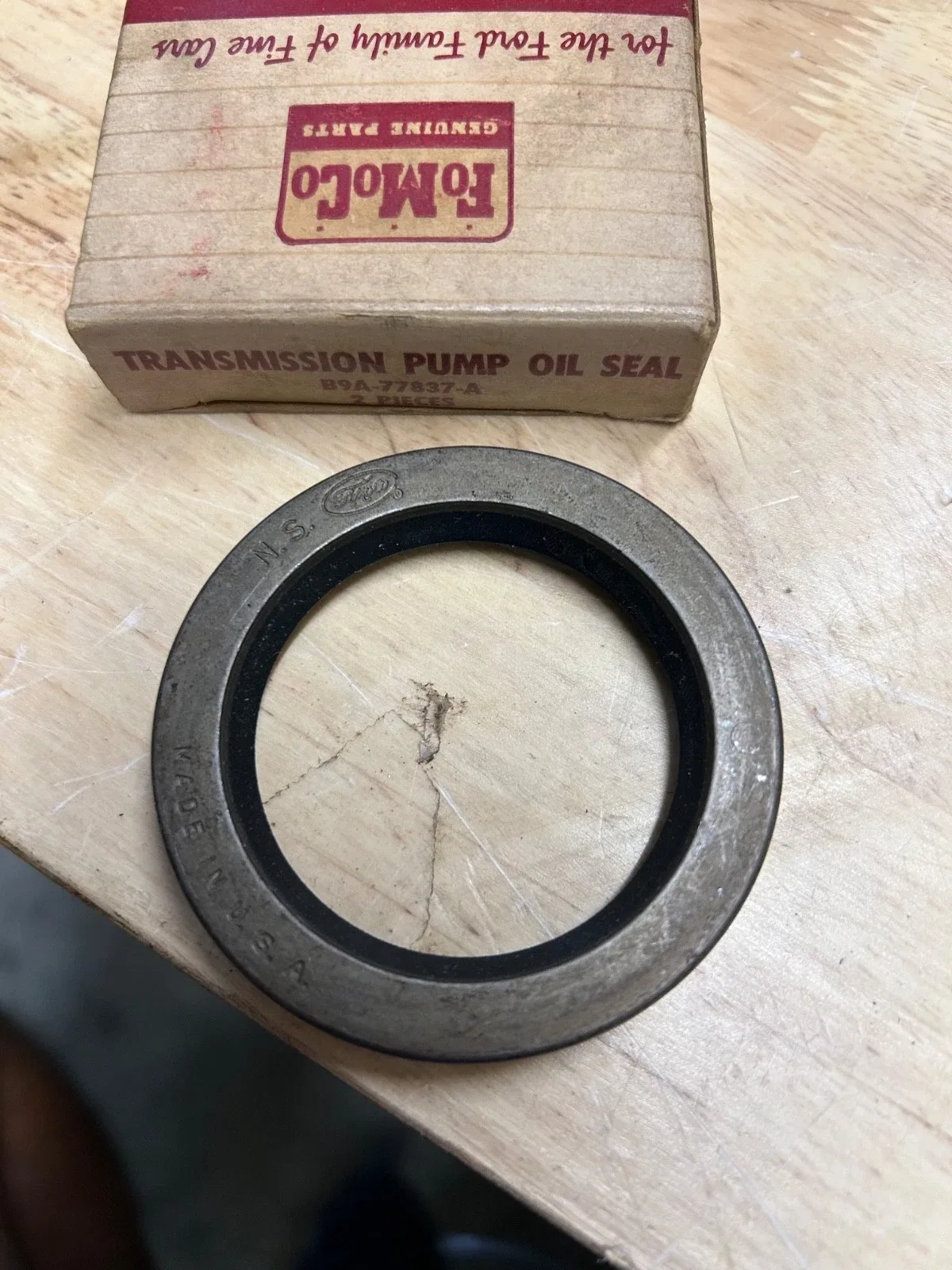 1955-1959 Ford Fordomatic Oil Pump Front Seal B9A-77837-A image 3