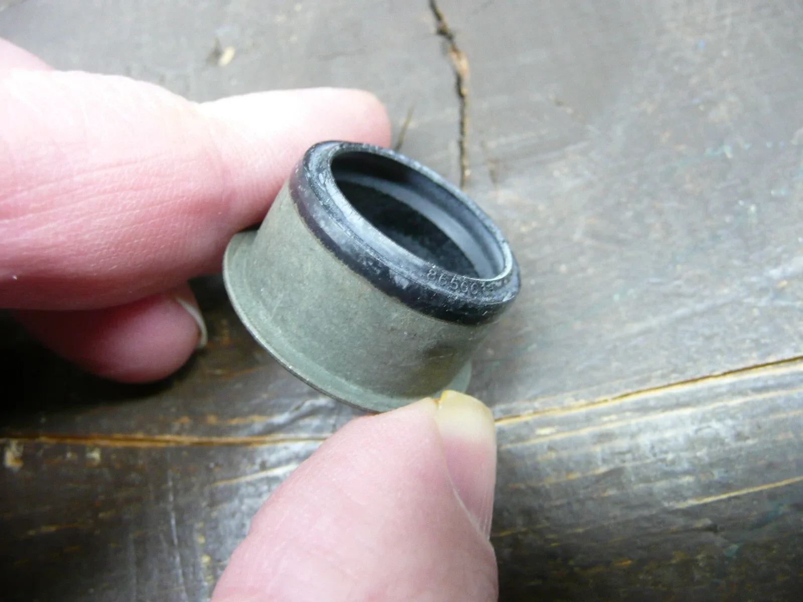 GM Filter Seal for 4L80, 440-T4 and 4T60/65E Automatic Transmissions