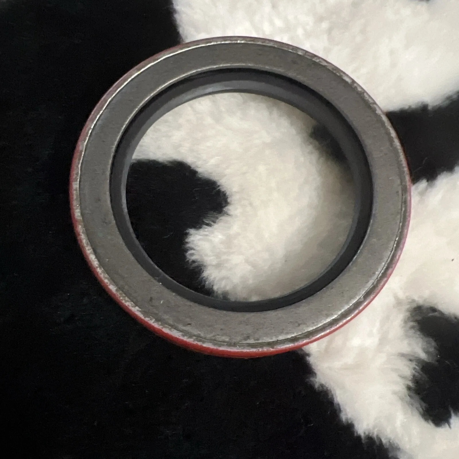 National Bearings Multi Purpose Oil Seal 450389 image 3