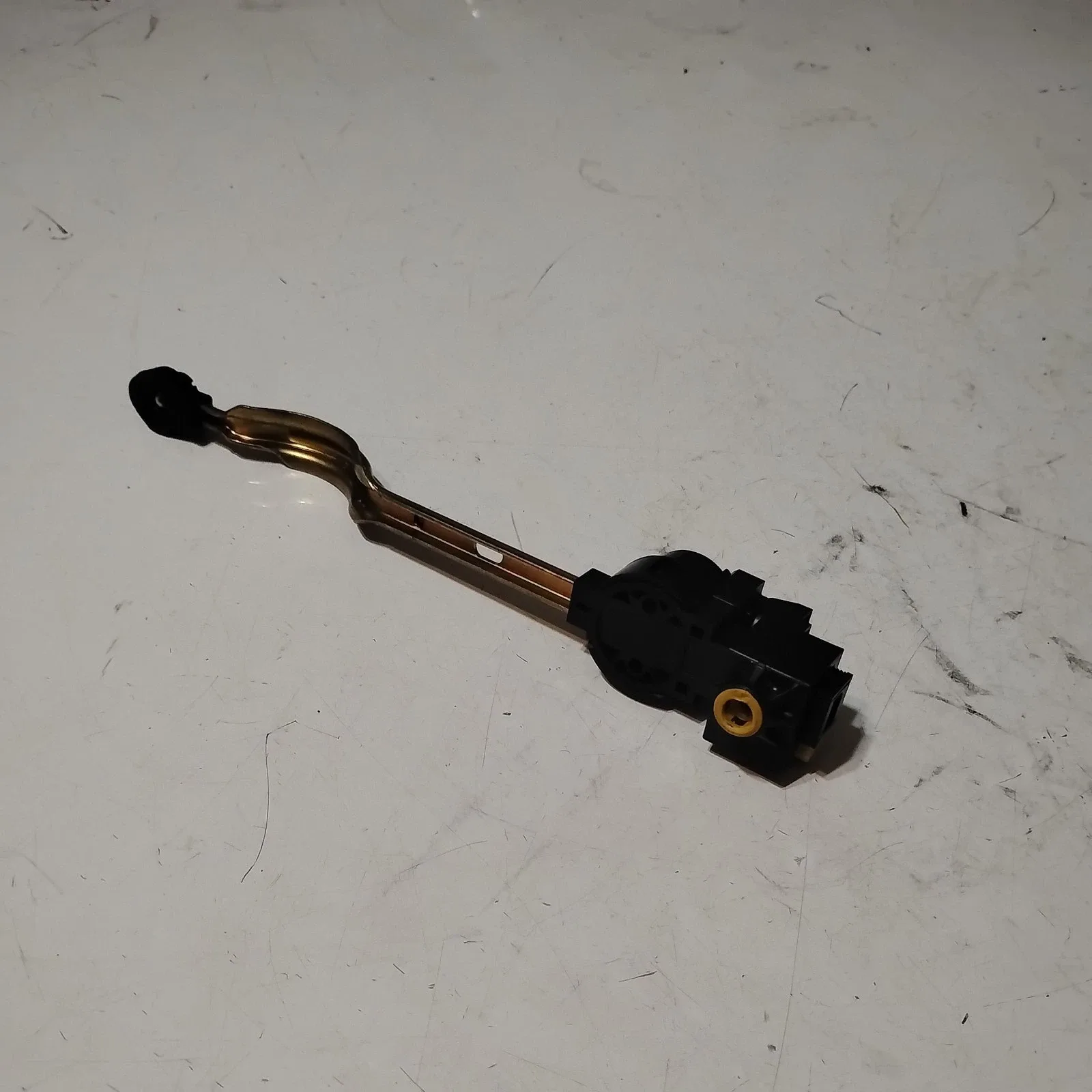 2007 Cadillac DTS Automatic Transmission Shift Lock Control Solenoid 26098856
