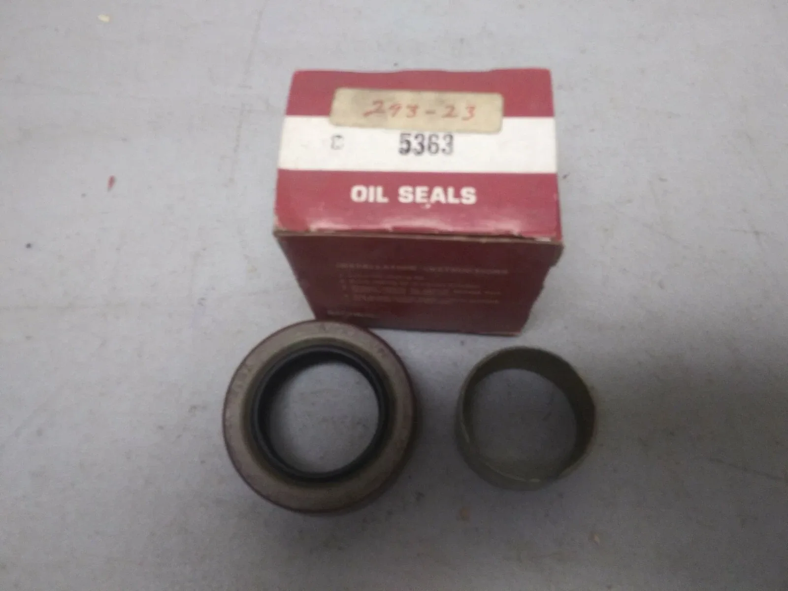 National Bushing & Seal Kit 5363