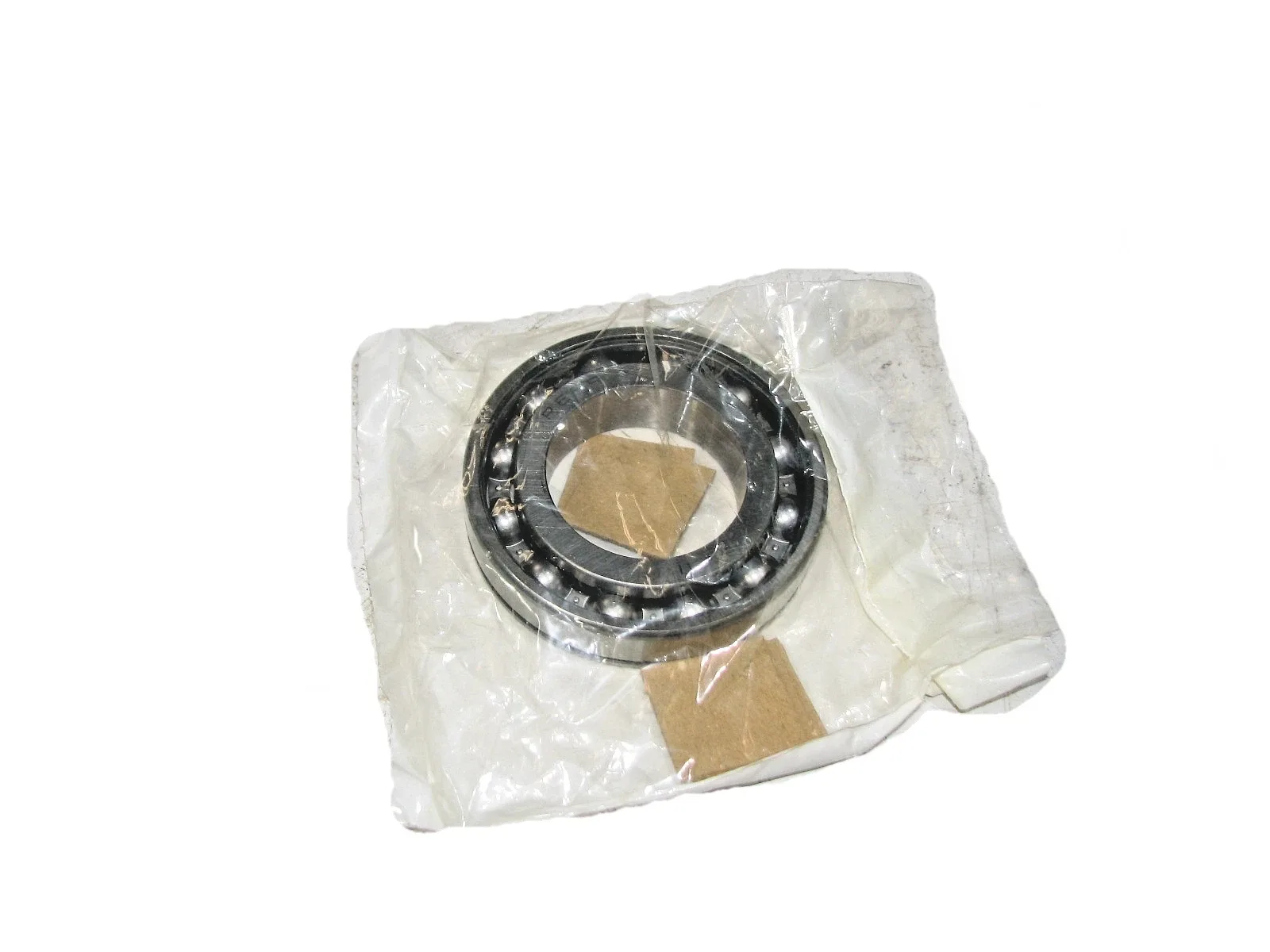1986-2006 Jeep NP231 NP241 NP242 Output Shaft Bearing Mopar 04883601