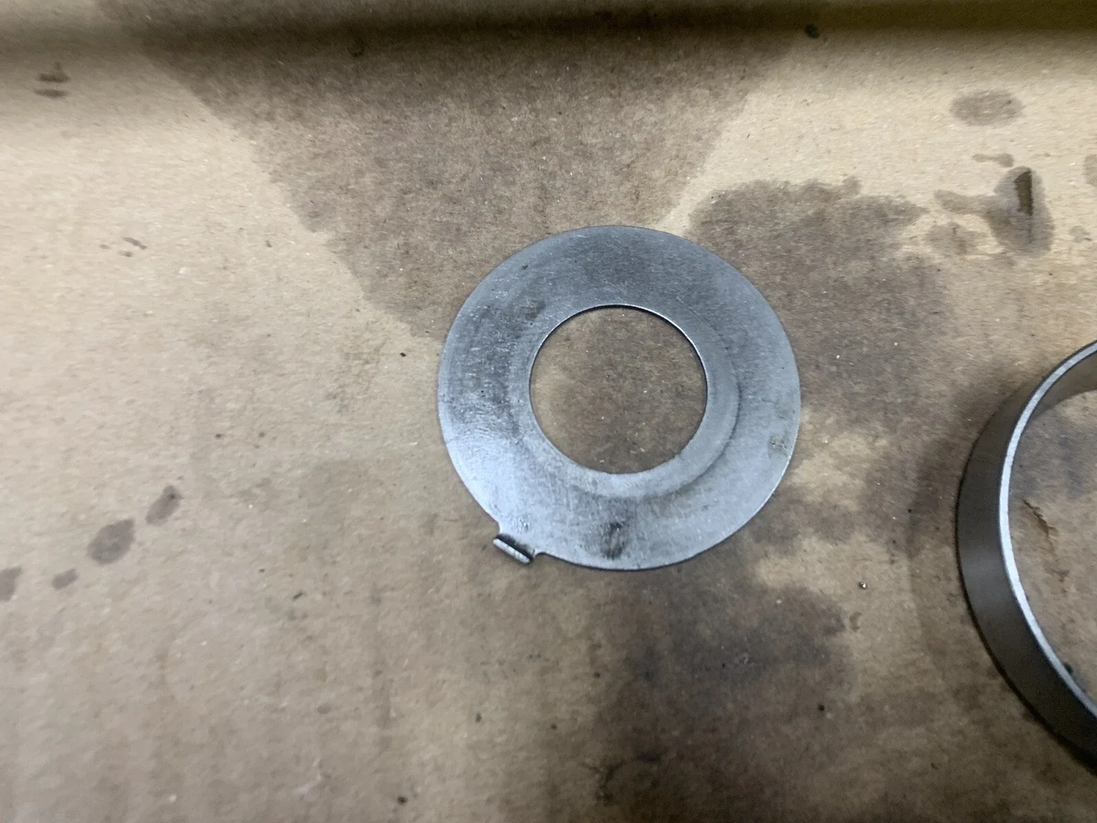 1994-1995 Mitsubishi Galant Automatic Transmission Bearing, Washer & Race image 3