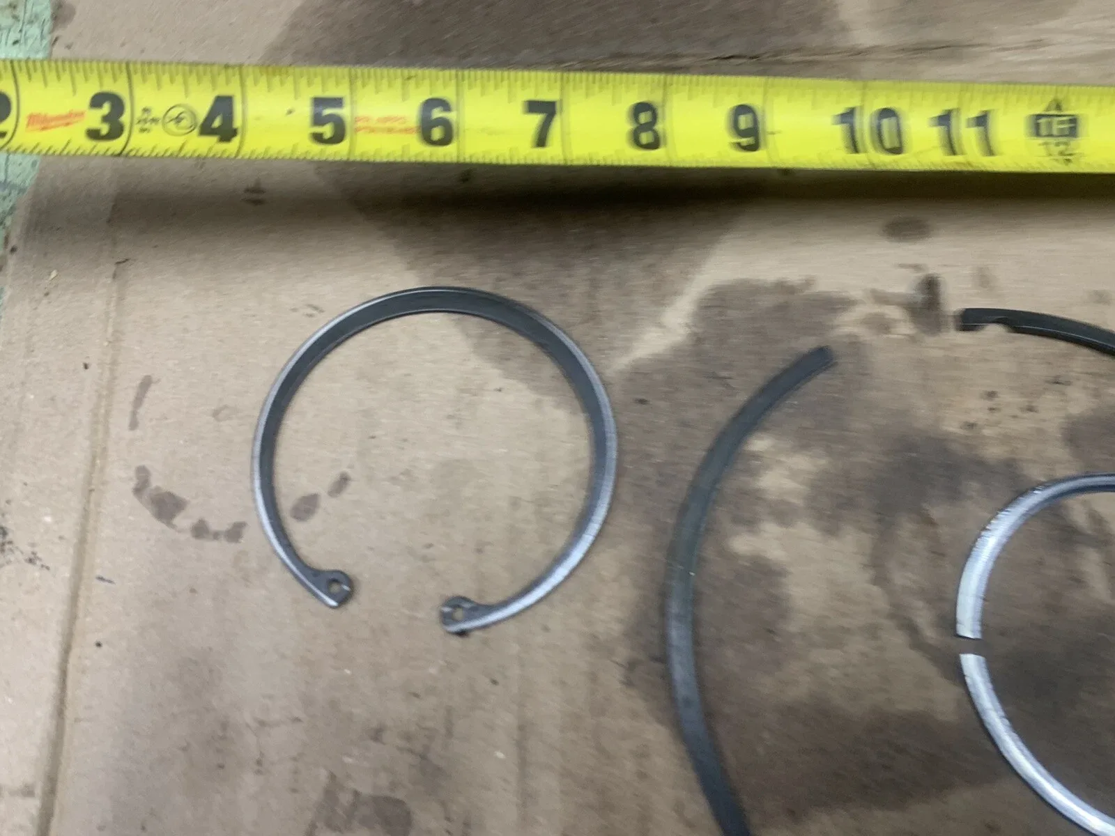 1994-1995 Mitsubishi Galant Automatic Transmission Retainer and Snap Rings image 3