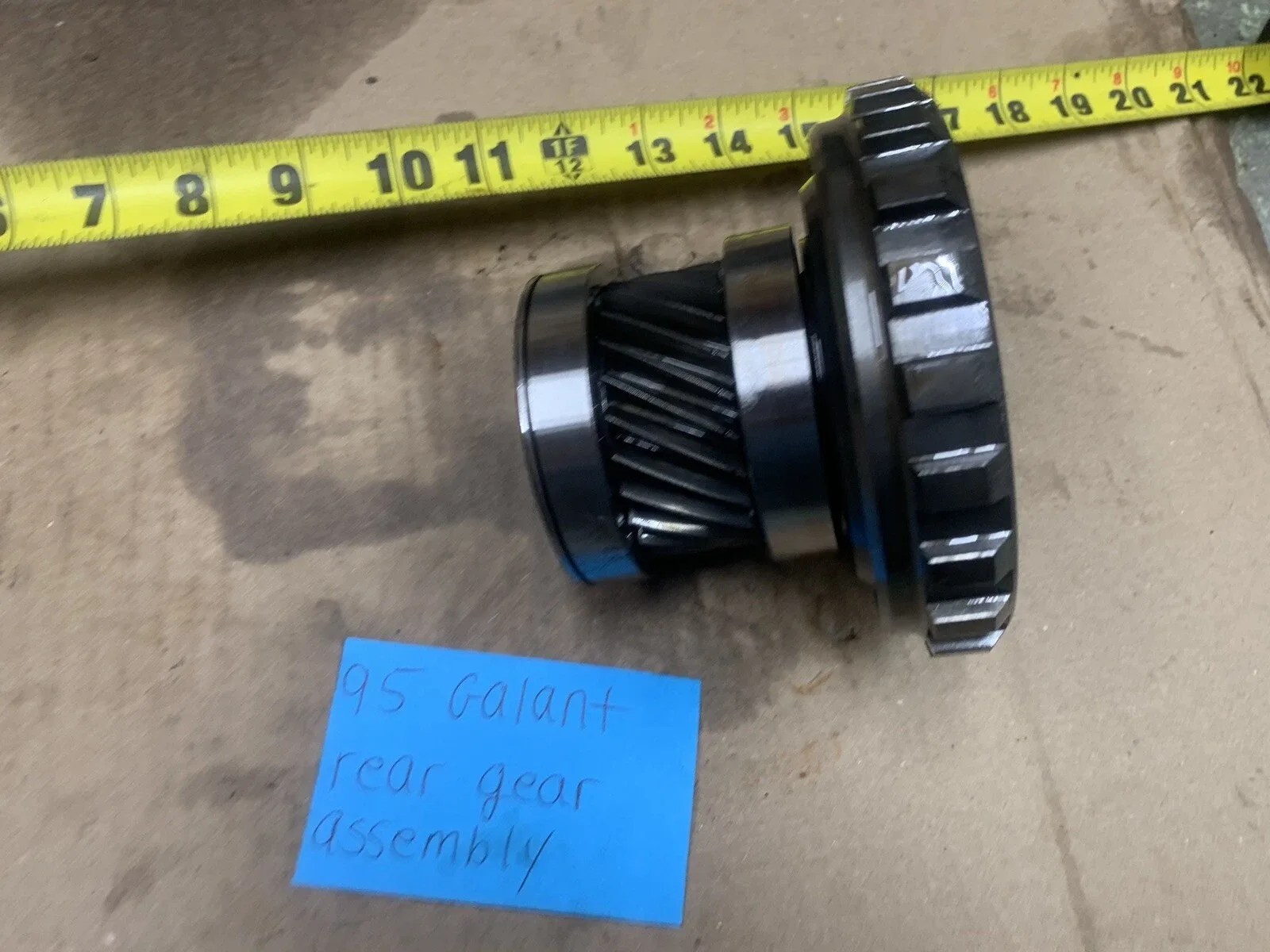 1994-1995 Mitsubishi Galant Automatic Transaxle Park & Rear Gear Hub image 2