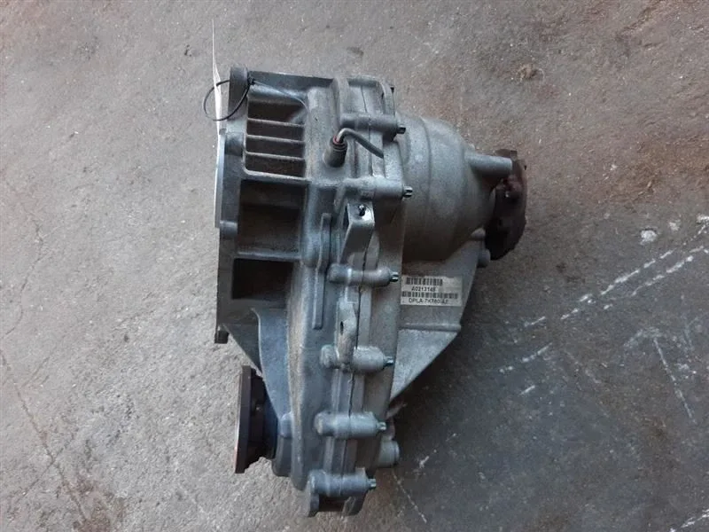 2016 Range Rover Sport (L494) Transfer Case DPLA7K780AE image 2