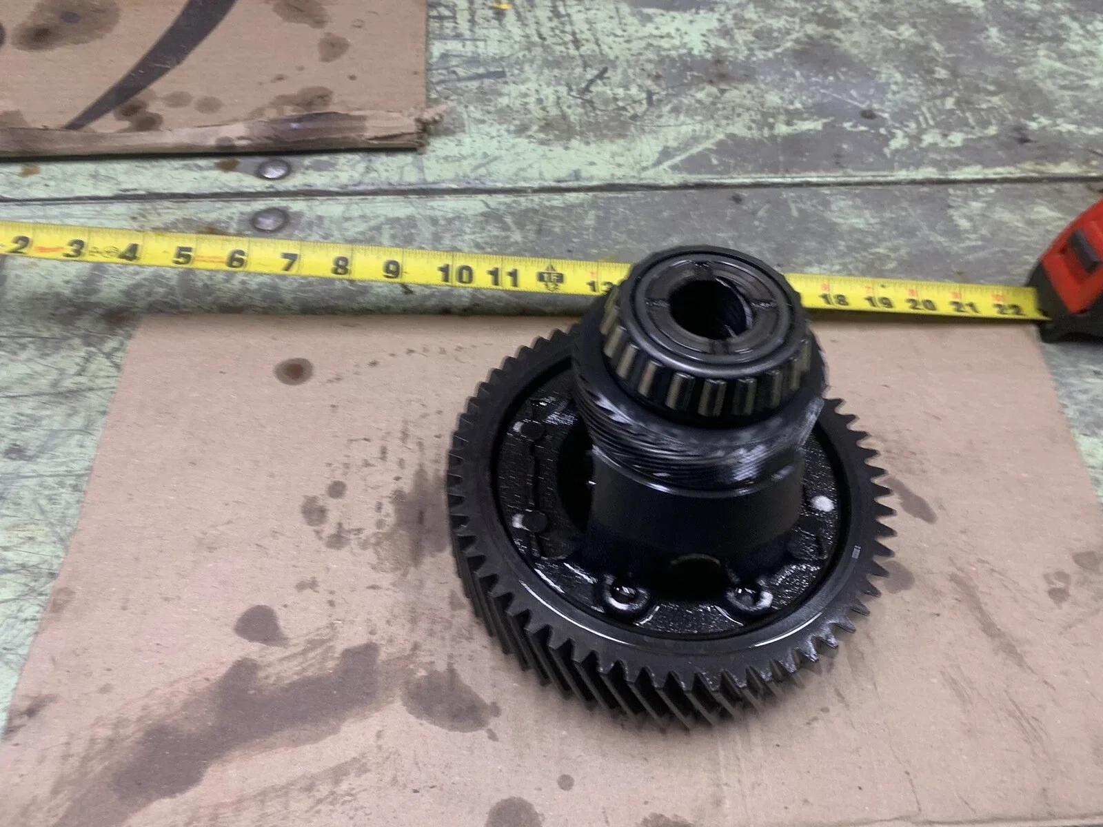 1994-1995 Mitsubishi Galant Auto Transaxle Differential Gear Carrier image 2