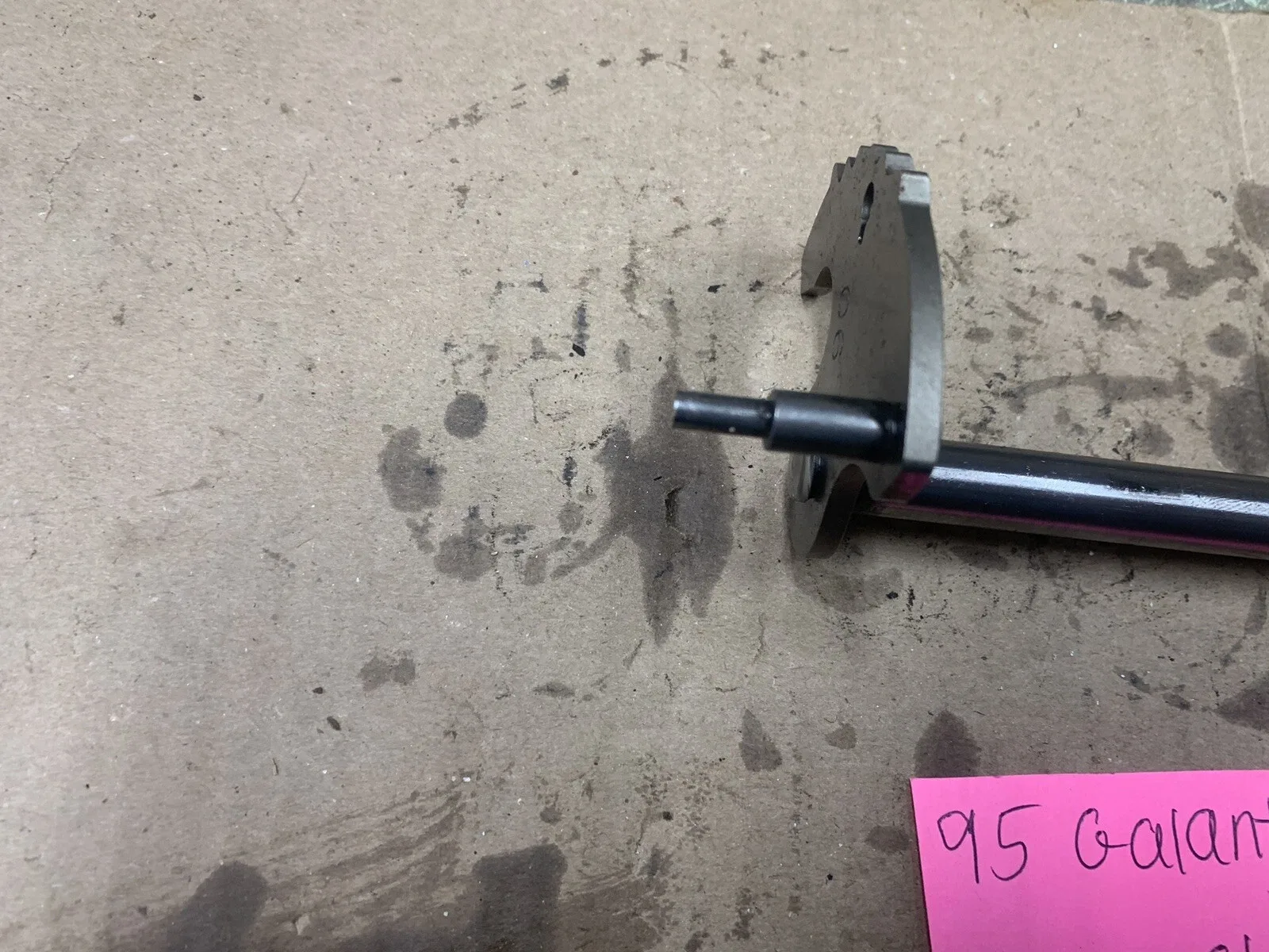1994-1995 Mitsubishi Galant Automatic Transaxle Shift Shaft image 3
