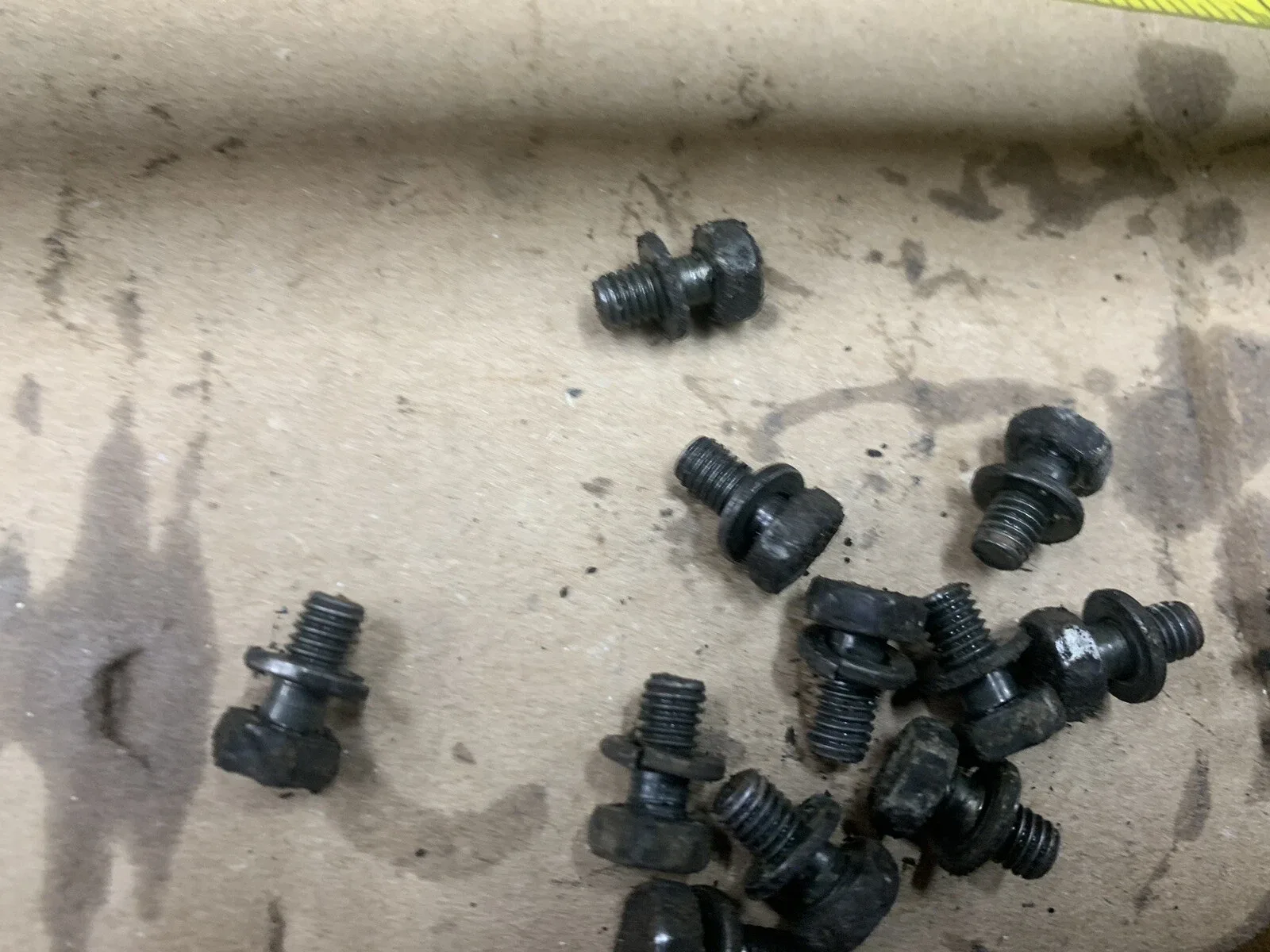 1994-1995 Mitsubishi Galant Automatic Transaxle Pan Bolt Set image 4