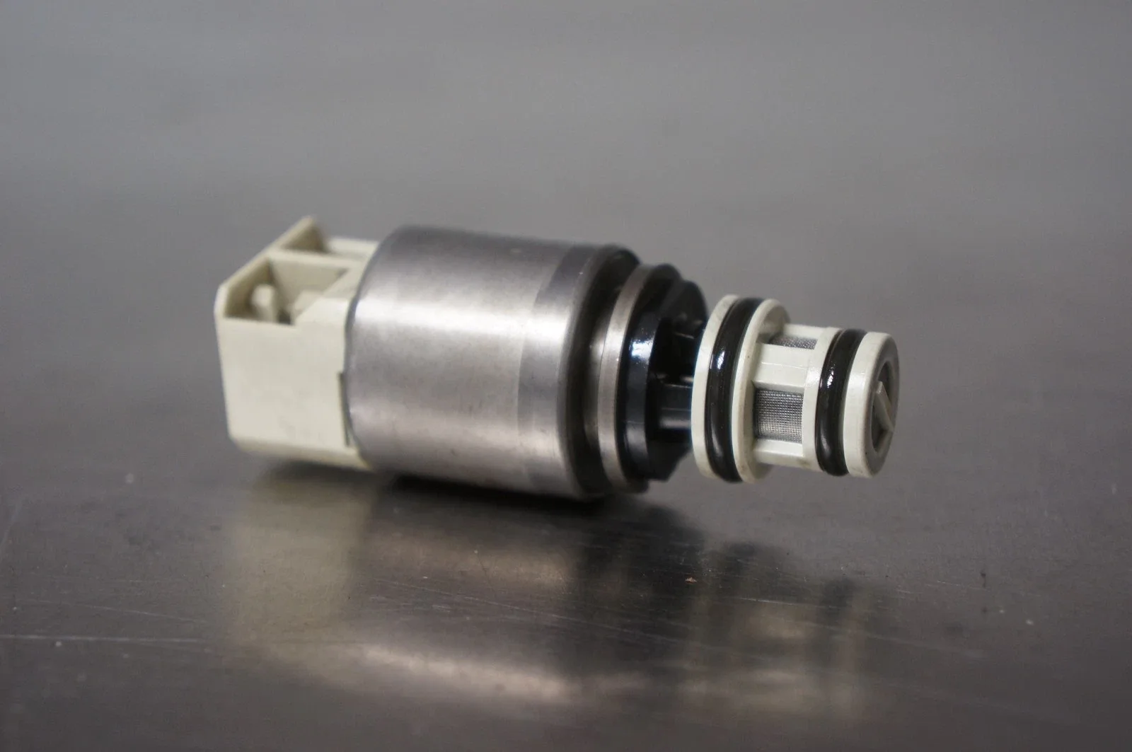 ZF Solenoid 0501218797 for BMW ZF 8HP (8HP45/8HP70/8HP90) Mechatronics image 2