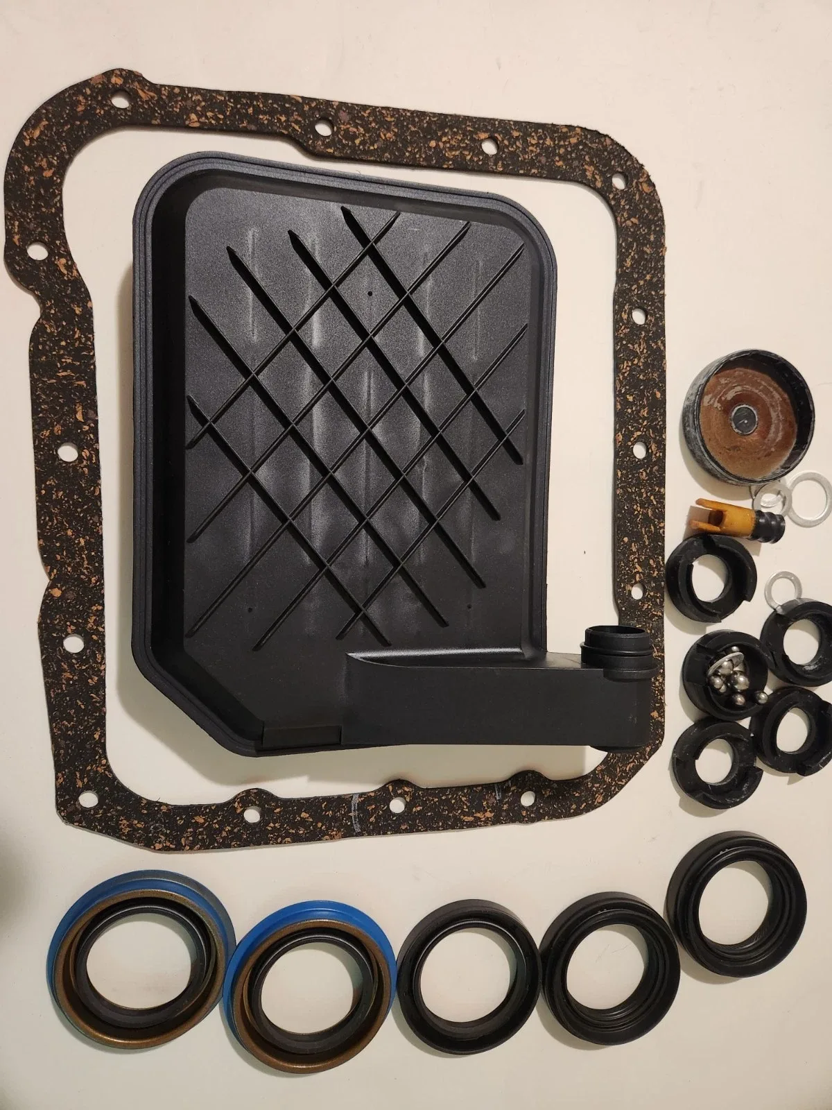 1996-2006 F4A41/F4A42 Transmission Plastic Rectangle Filter Kit - AUTOTTEC image 2