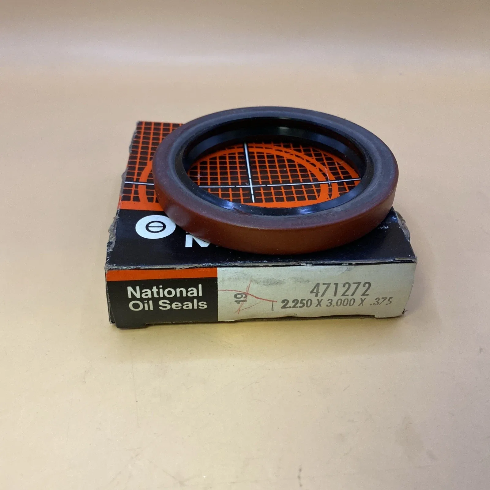 National 471272 Multi-Purpose Transmission Seal for Heavy-Duty / Agricultural / Industrial Equipment image 4