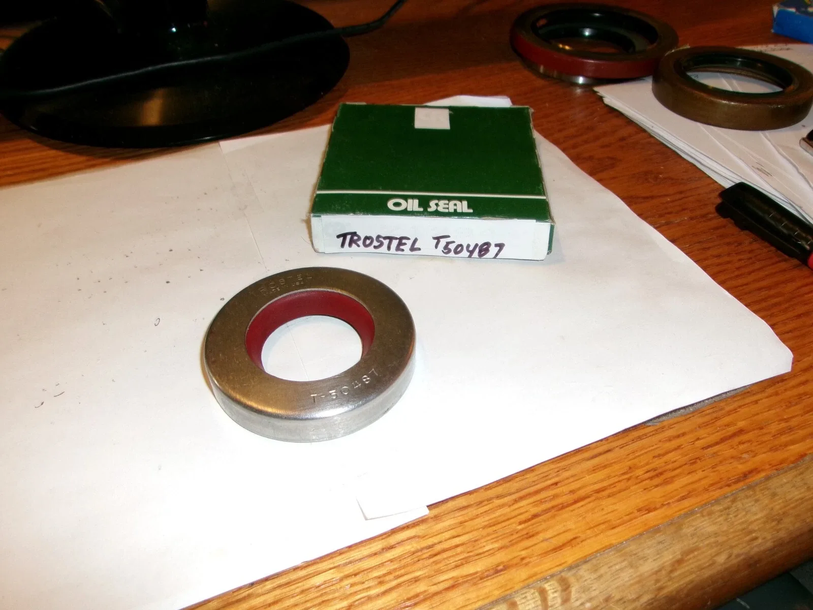 TROSTEL T50487 Oil Seal 1.5 x 2.686 x 0.5 in - Made in USA image 4