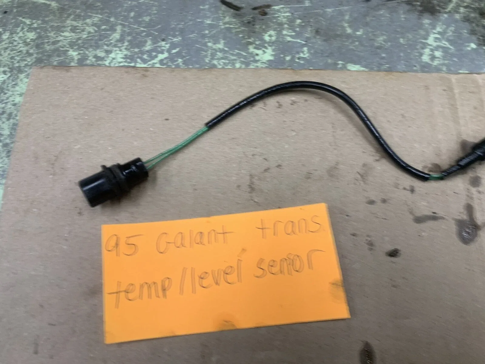 1994-1995 Mitsubishi Galant Automatic Transaxle Fluid Temperature Level Sensor image 2