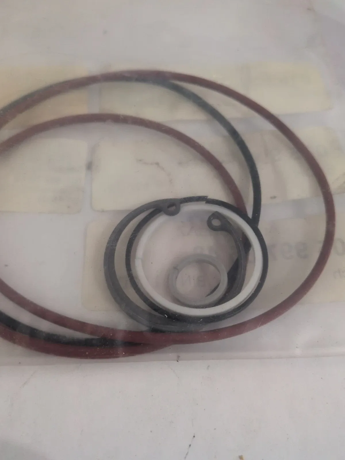 Mercedes-Benz 190E / 300E / 300D Transmission O-Ring Seal with Snap Rings - MPN 0169973948 image 2