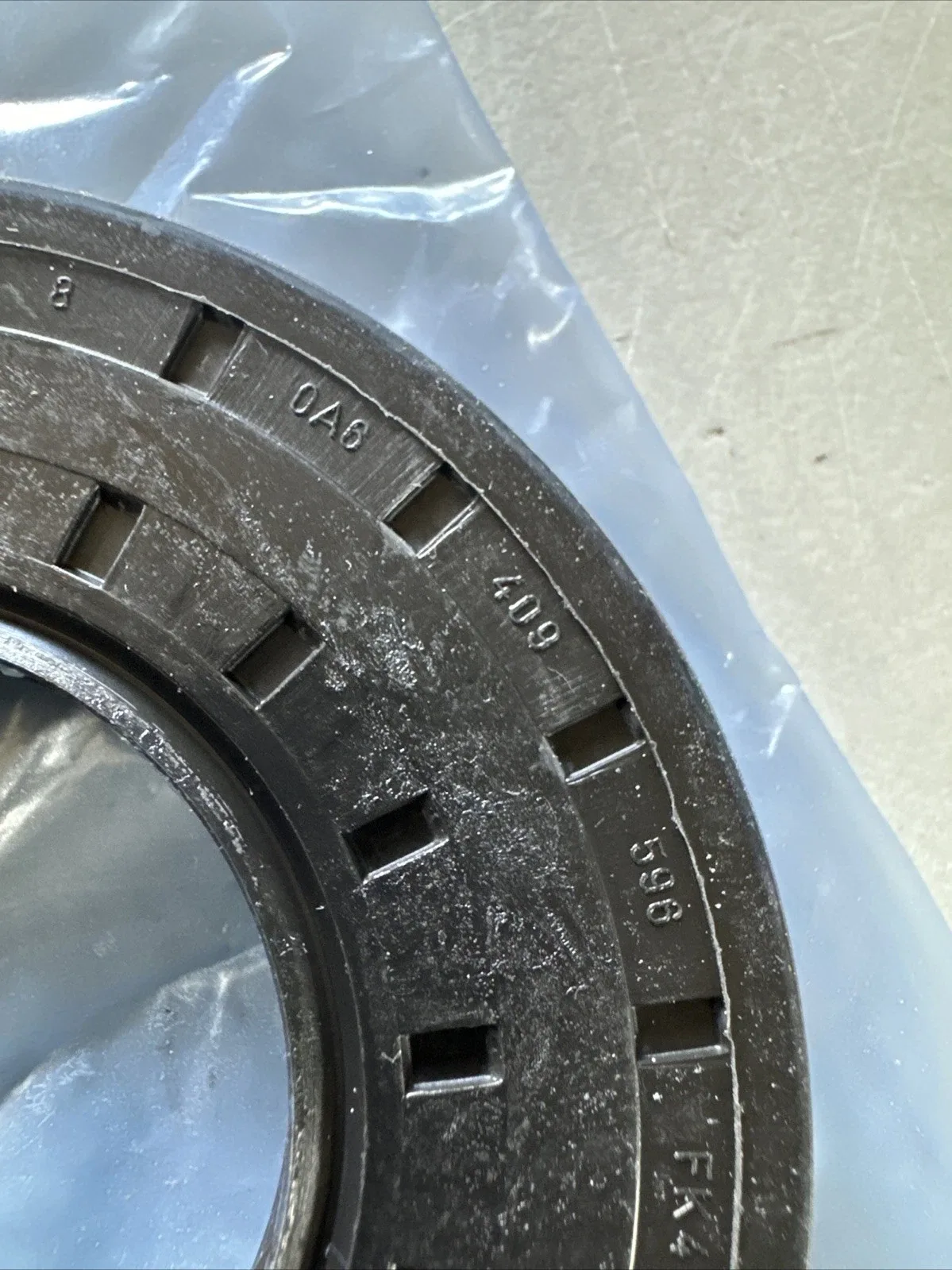OEM Transfer Case Output Shaft Seal 0A6409596 for 2012-2013 Audi TT Quattro & 2010-2014 VW CC 4Motion image 3