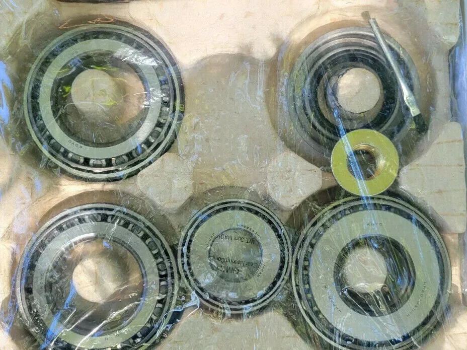 Differential Bearing Rebuild Kit 717C004B Made in Japan