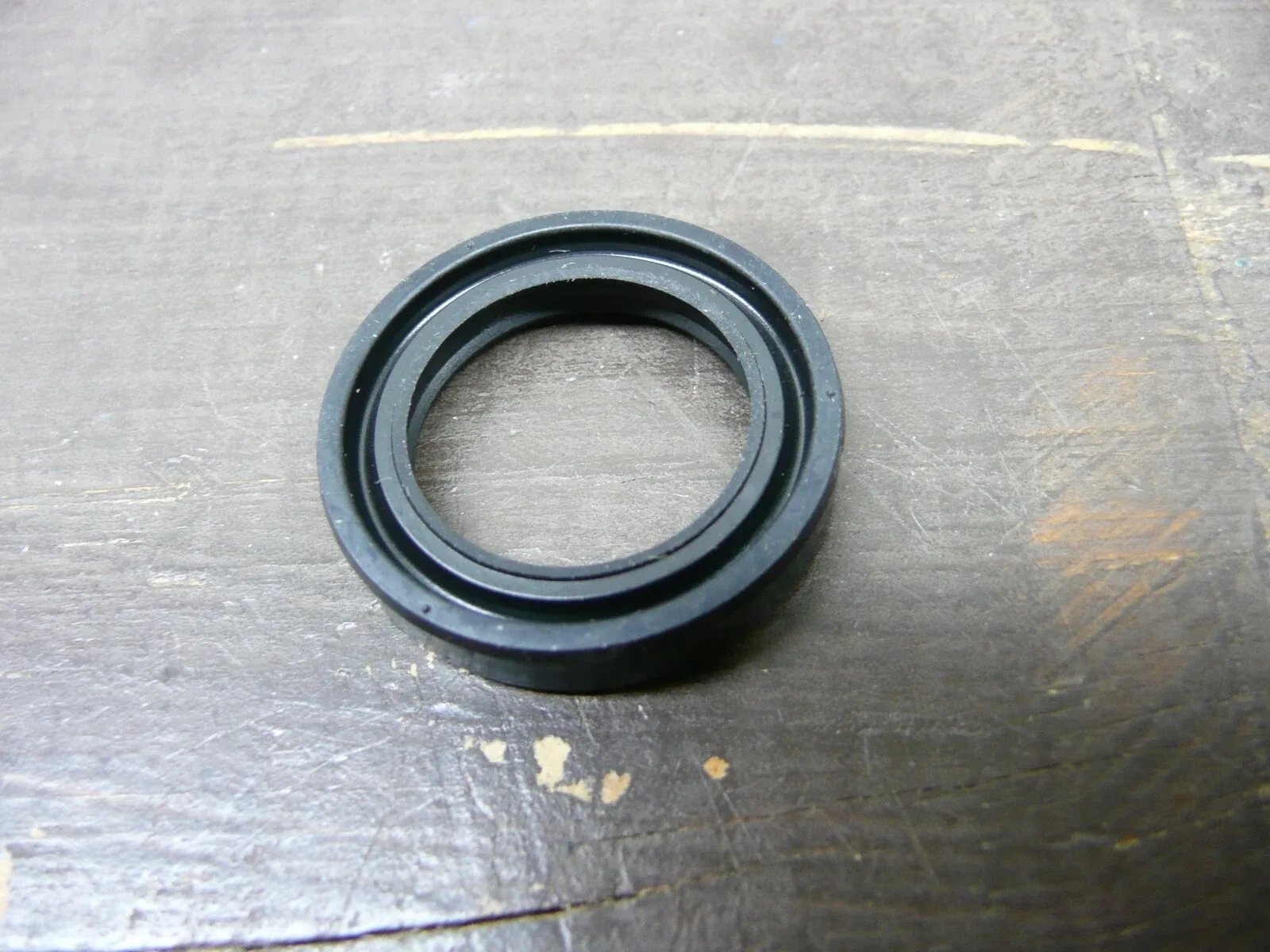 Transtec Manual Lever Seal for Ford C4 / C5 / C6 Transmissions image 2
