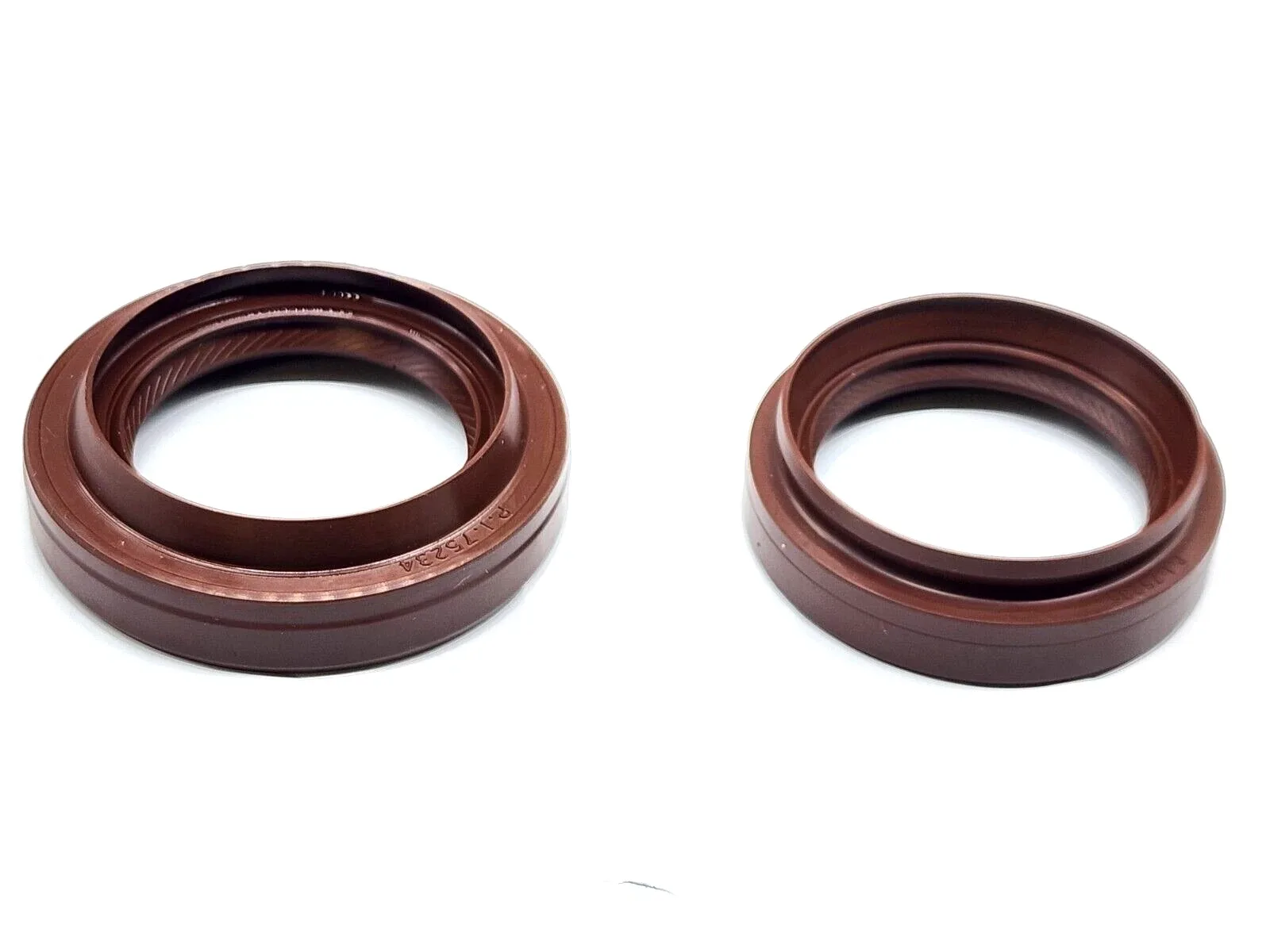 Toyota transmission U540E / A4LB1 axle seals – case & torque converter side