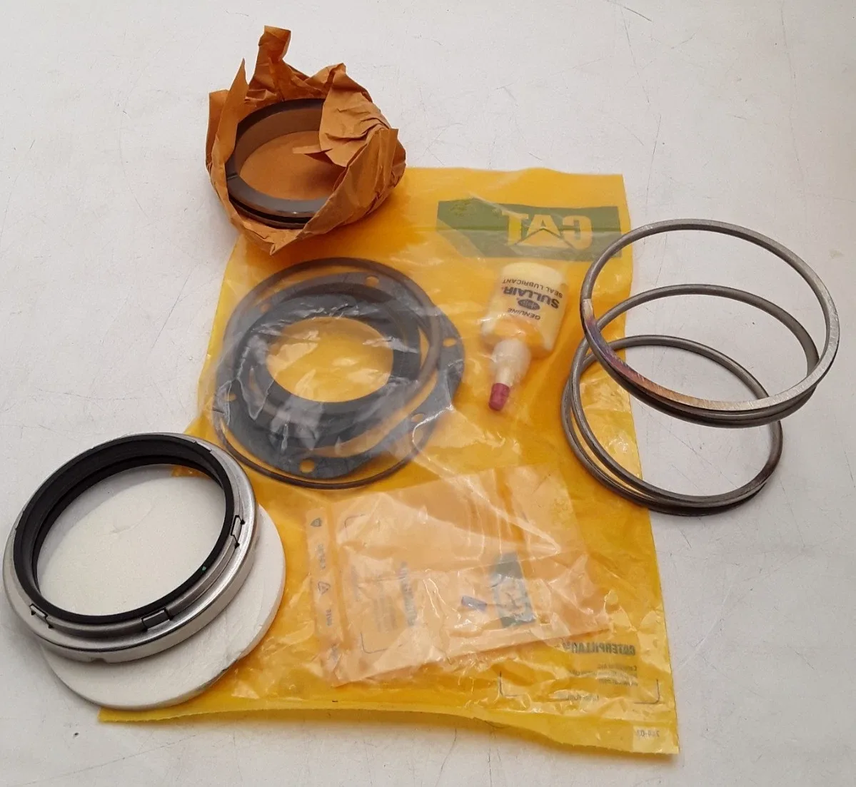 CAT (Caterpillar) Shaft Seal Kit MPN 972310