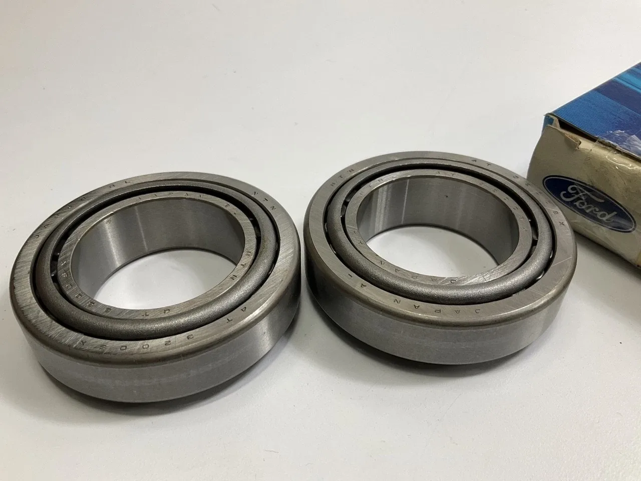 Ford Transaxle Differential Bearings E92Z-4221-B-2 (NTN 4T-32008X)