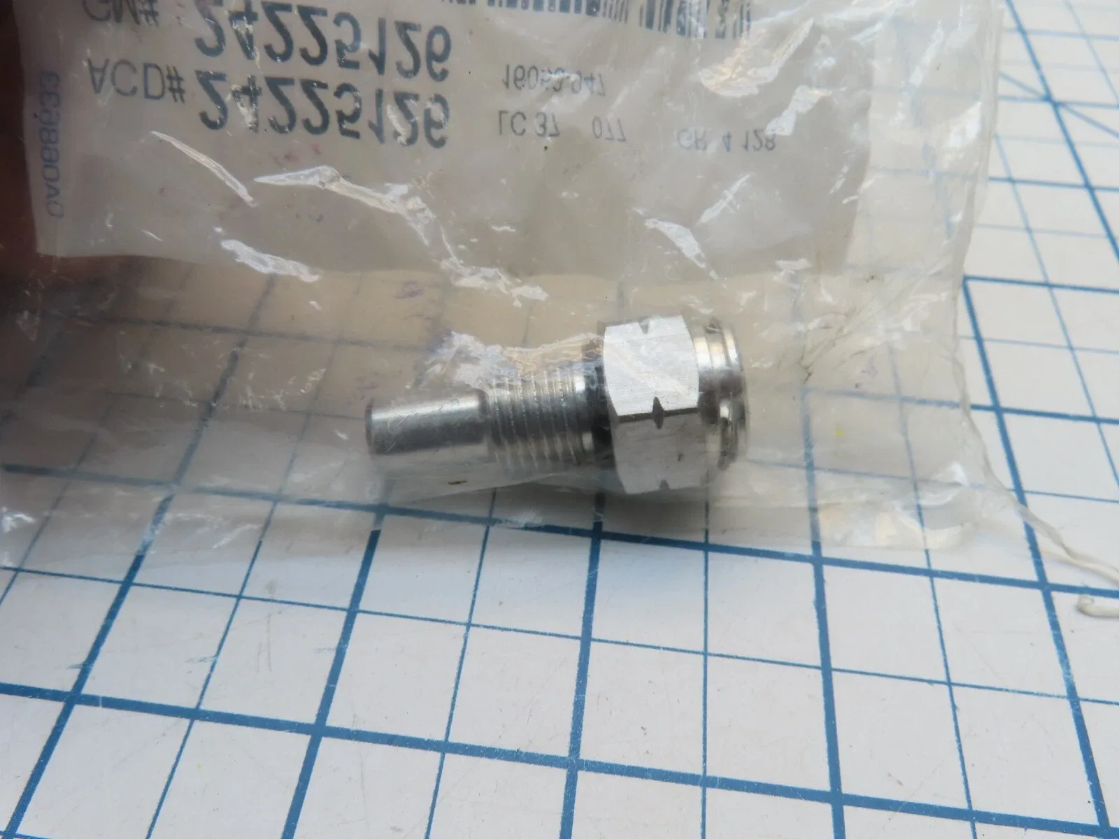 GM 24225126 Transmission Cooler Line Fitting image 2