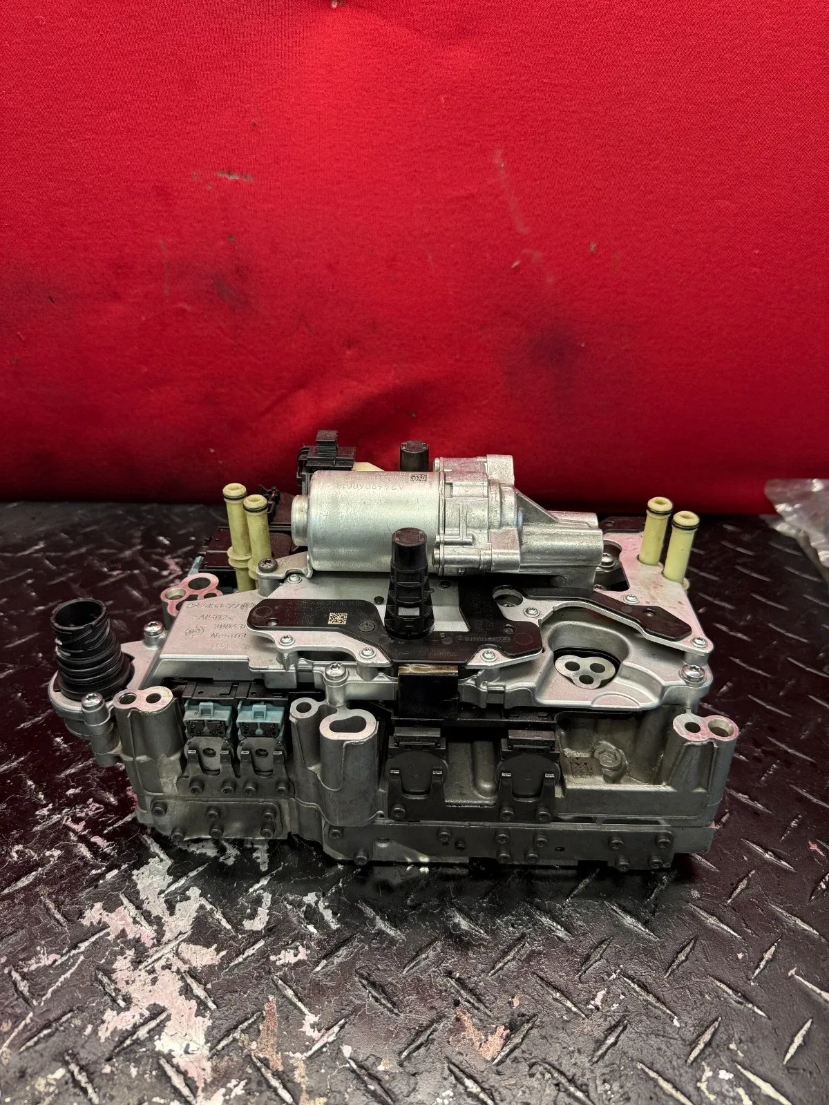 2014-2019 Mercedes-Benz B250 / CLA250 FWD Transmission Valve Body image 2