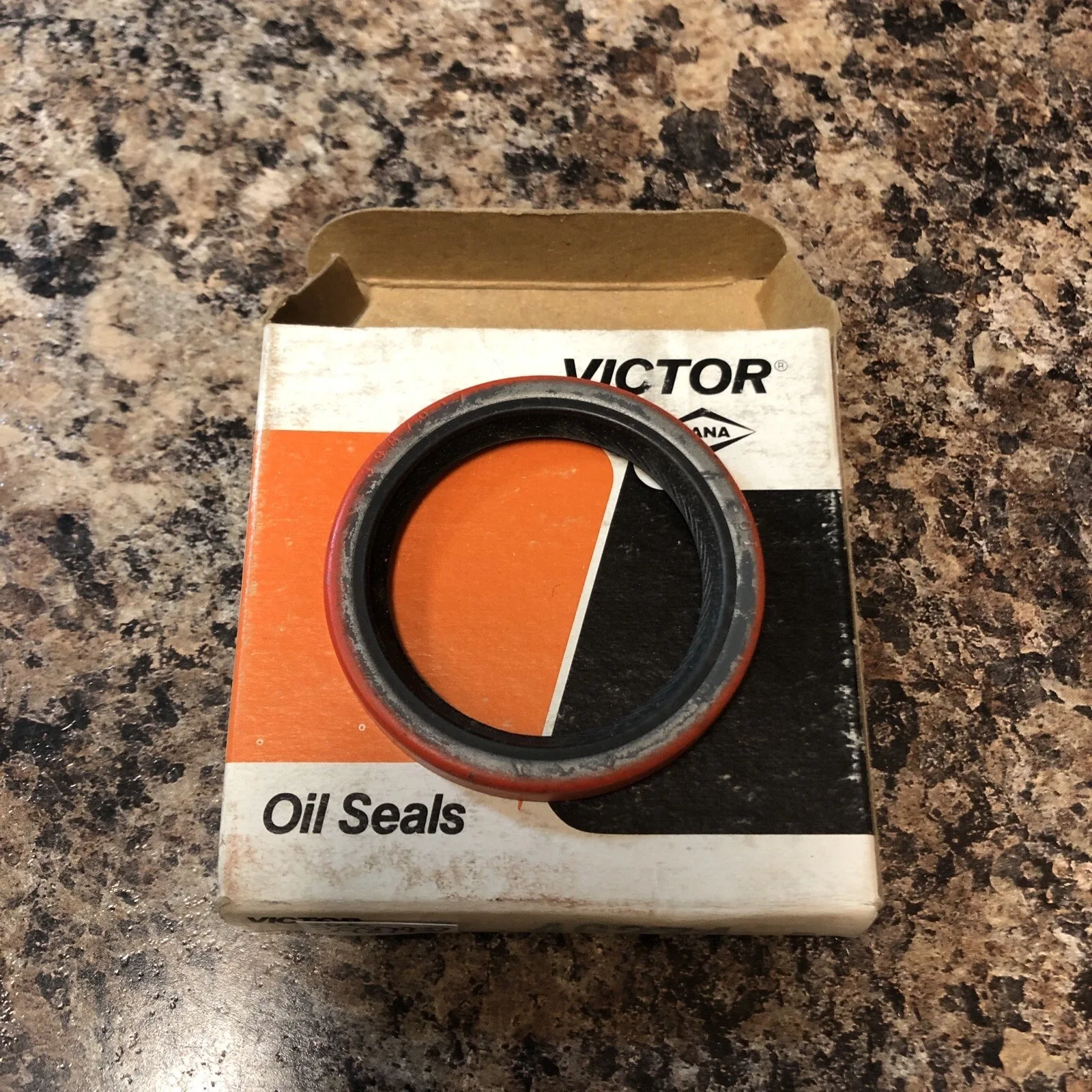 SD1 Oil Seal 3987937 - Multi-Purpose Nitrile Seal