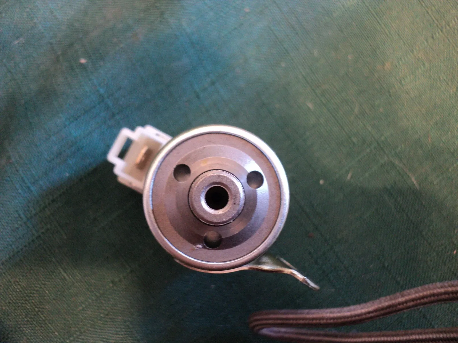 New 1988-1991 Isuzu Trooper Auto Trans Down Shift Solenoid B 8-94480-102-0 NOS image 4