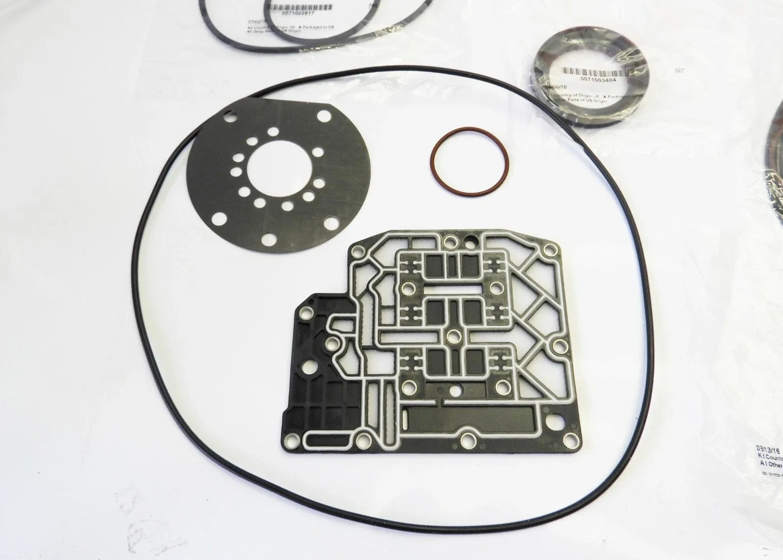 1999-2005 Jeep 45RFE Gasket & Seal Kit - Transtar Trantec 72002A 5692 image 3