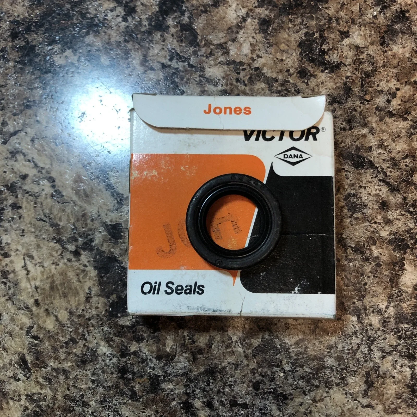 Victor 62246 Multi-Purpose Oil Seal (Nitrile)
