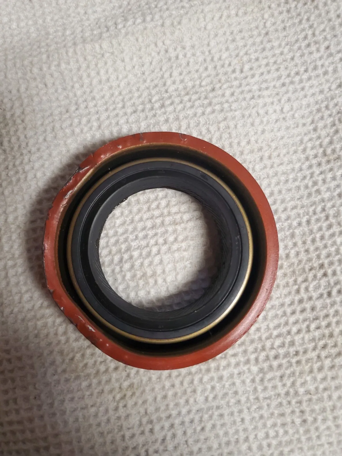 FORD E4OD / C6 Rear Output Seal 2.506" OD NOK MPN 29041 image 3
