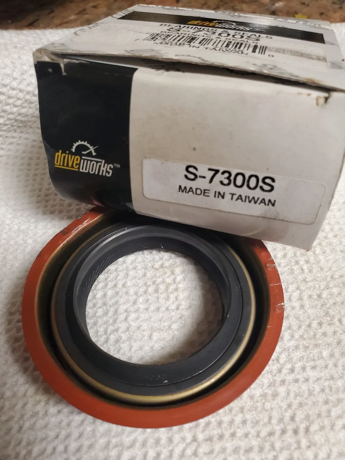 FORD E4OD / C6 Rear Output Seal 2.506" OD NOK MPN 29041