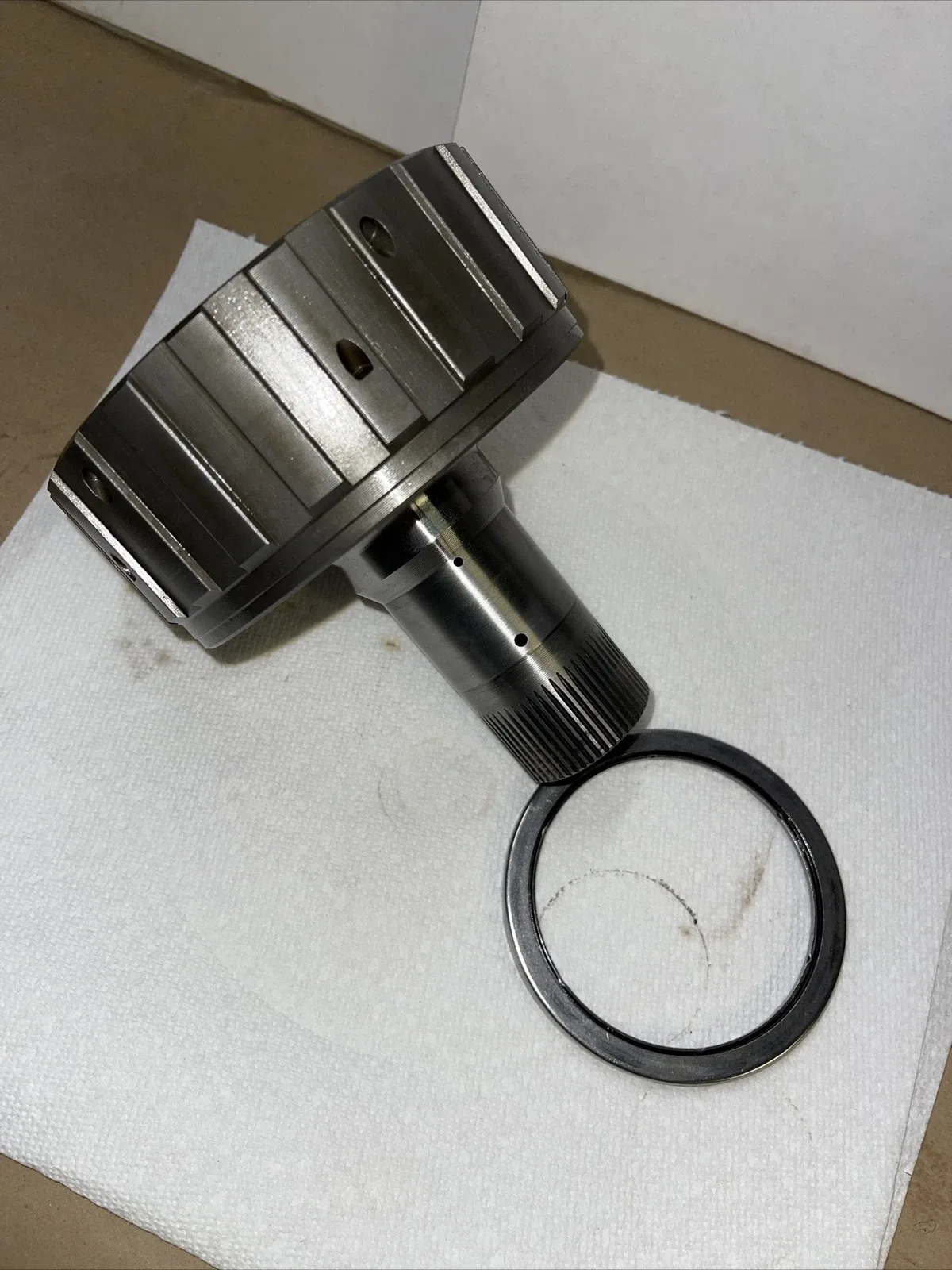 GM 700/4L60 Front Ring Gear and Hub Bearing - Used