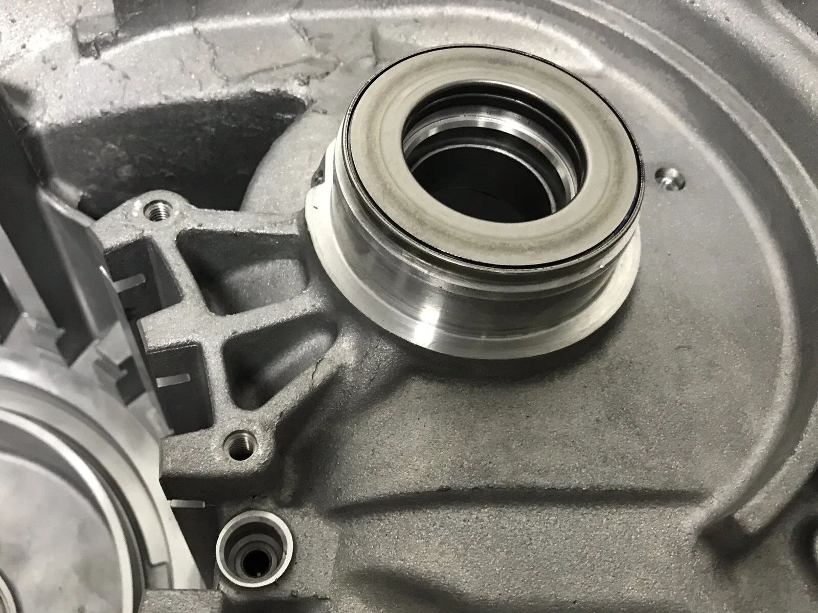 Remanufactured Case Main Case Differential Bearing Tower for Ford 6F35/6T30/6T40/6T45/6T50 image 4