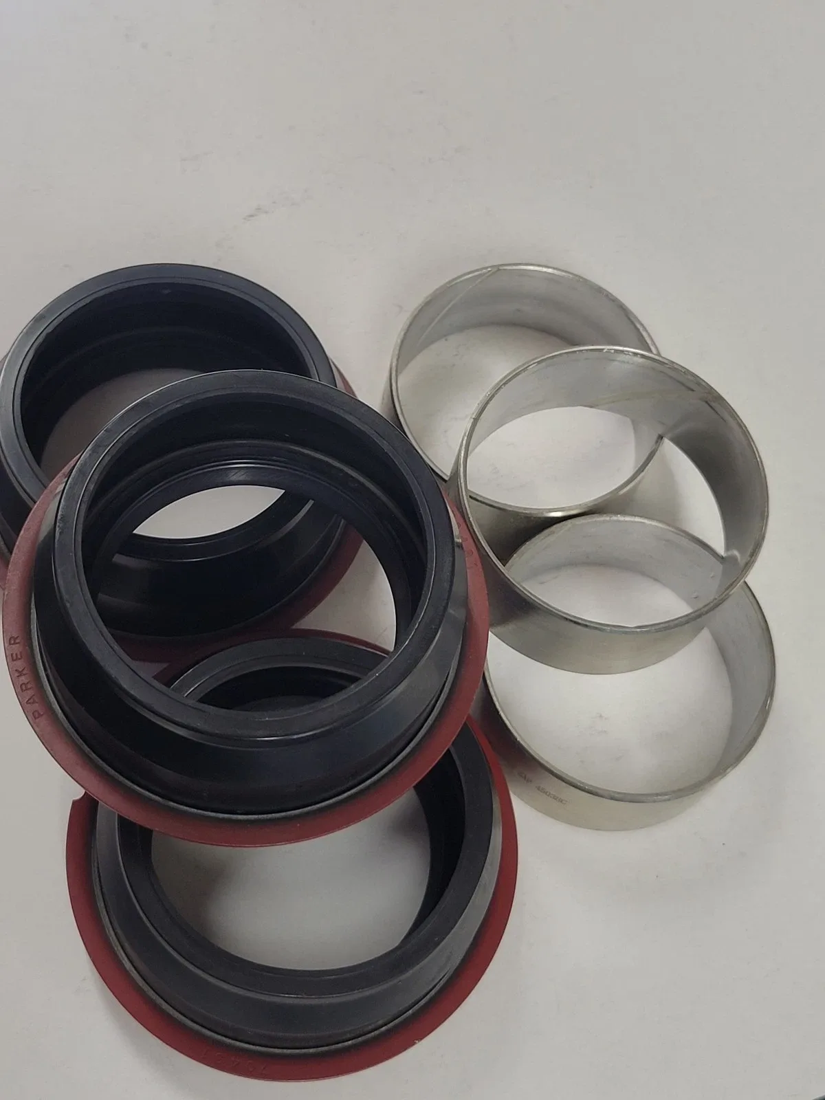 6L80 2WD Extension Bushing & Seal Kit - Transtec 104066A, 104074